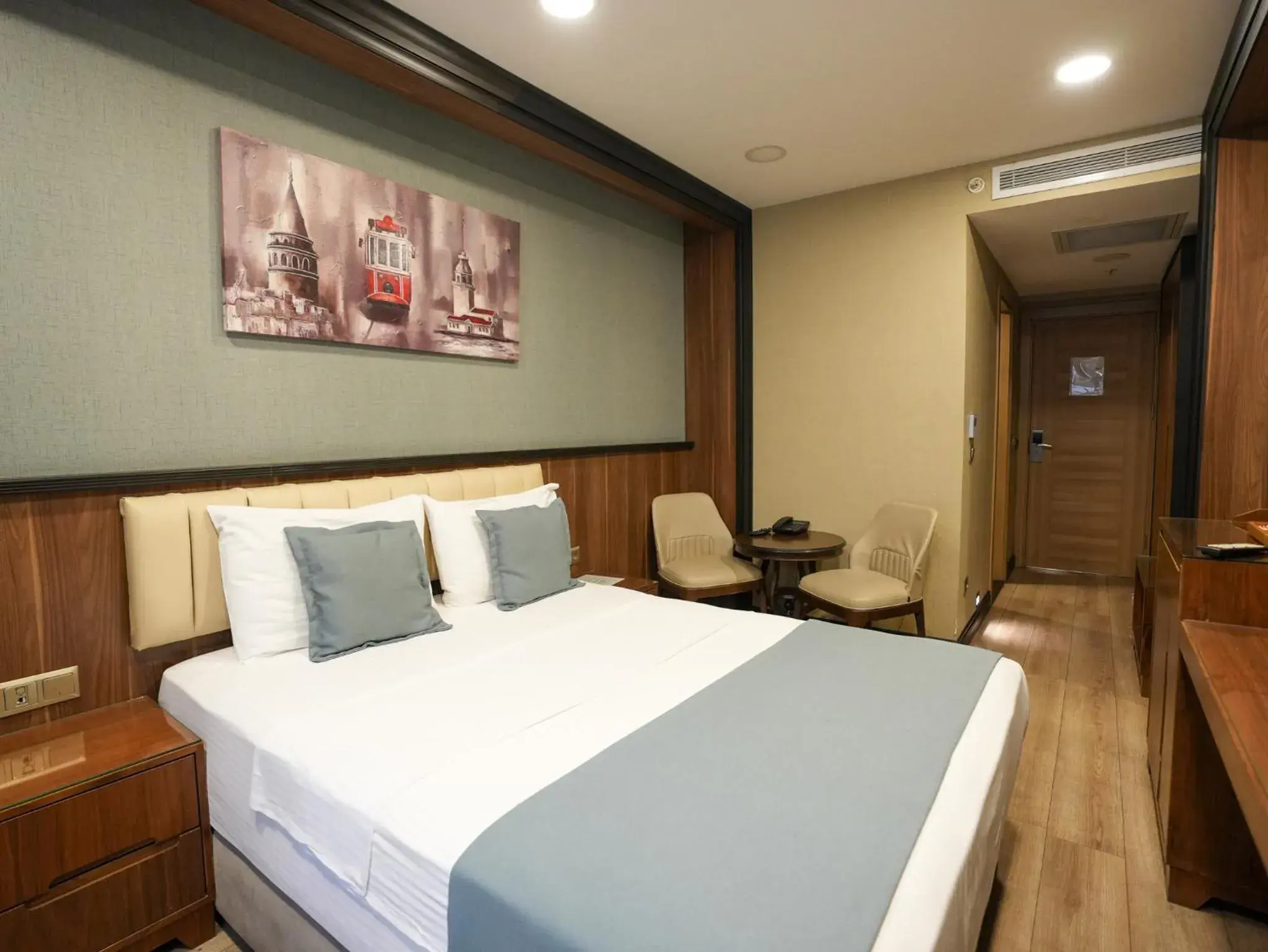 Standard Double Room in Valens Hotel Downtown Standard Double Room in Valens Hotel Downtown