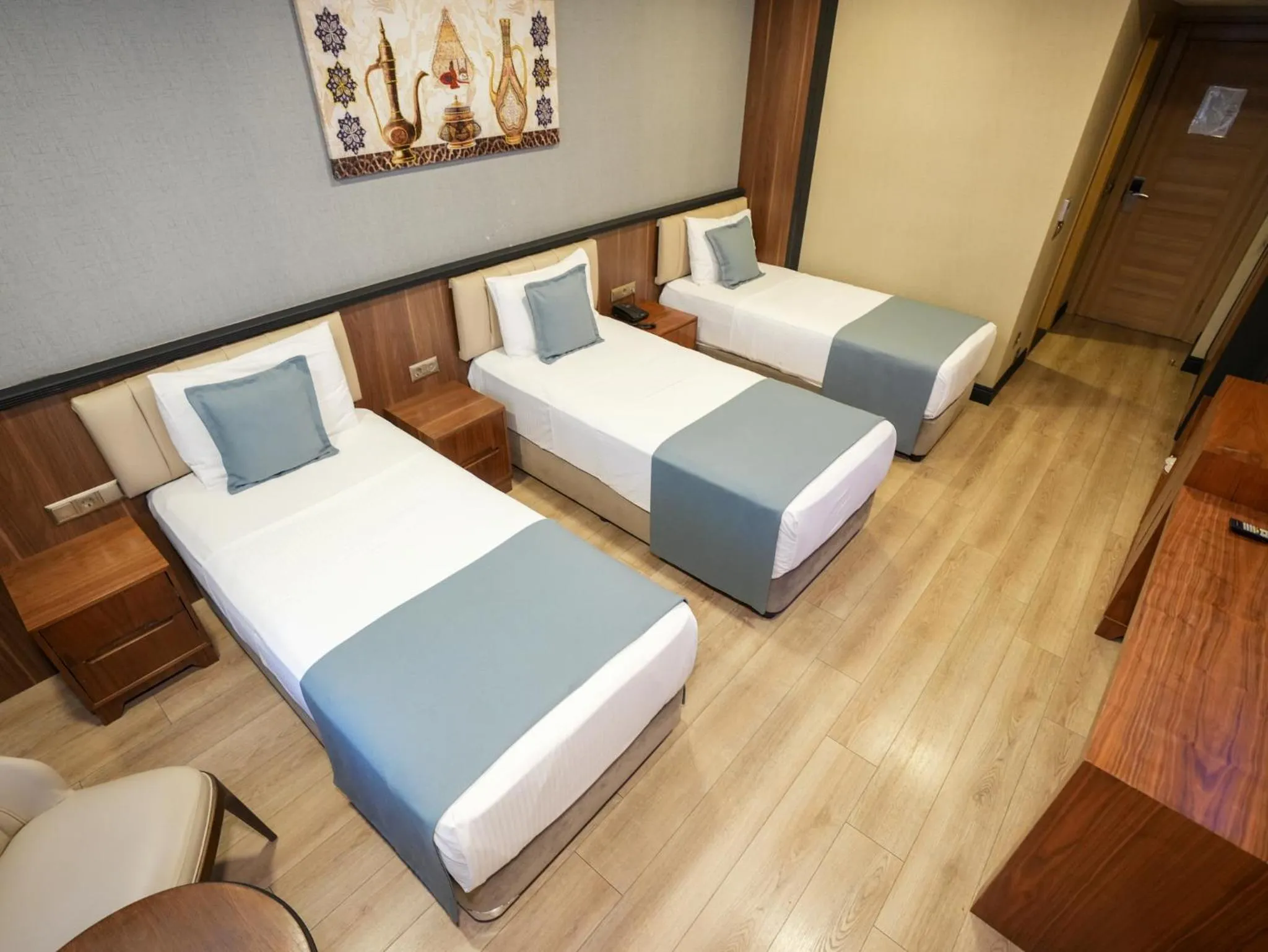 Bed in Valens Hotel Downtown