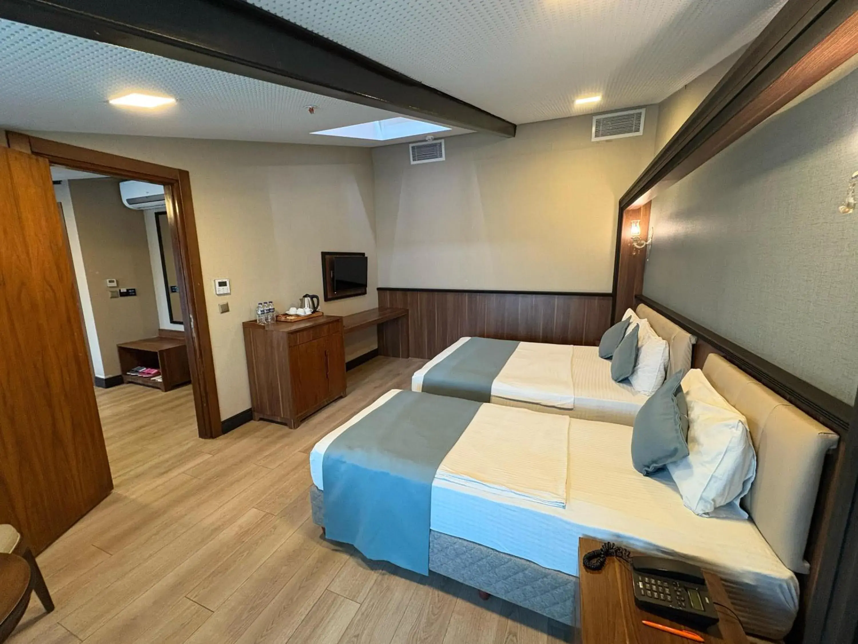 Family Suite in Valens Hotel Downtown Family Suite in Valens Hotel Downtown