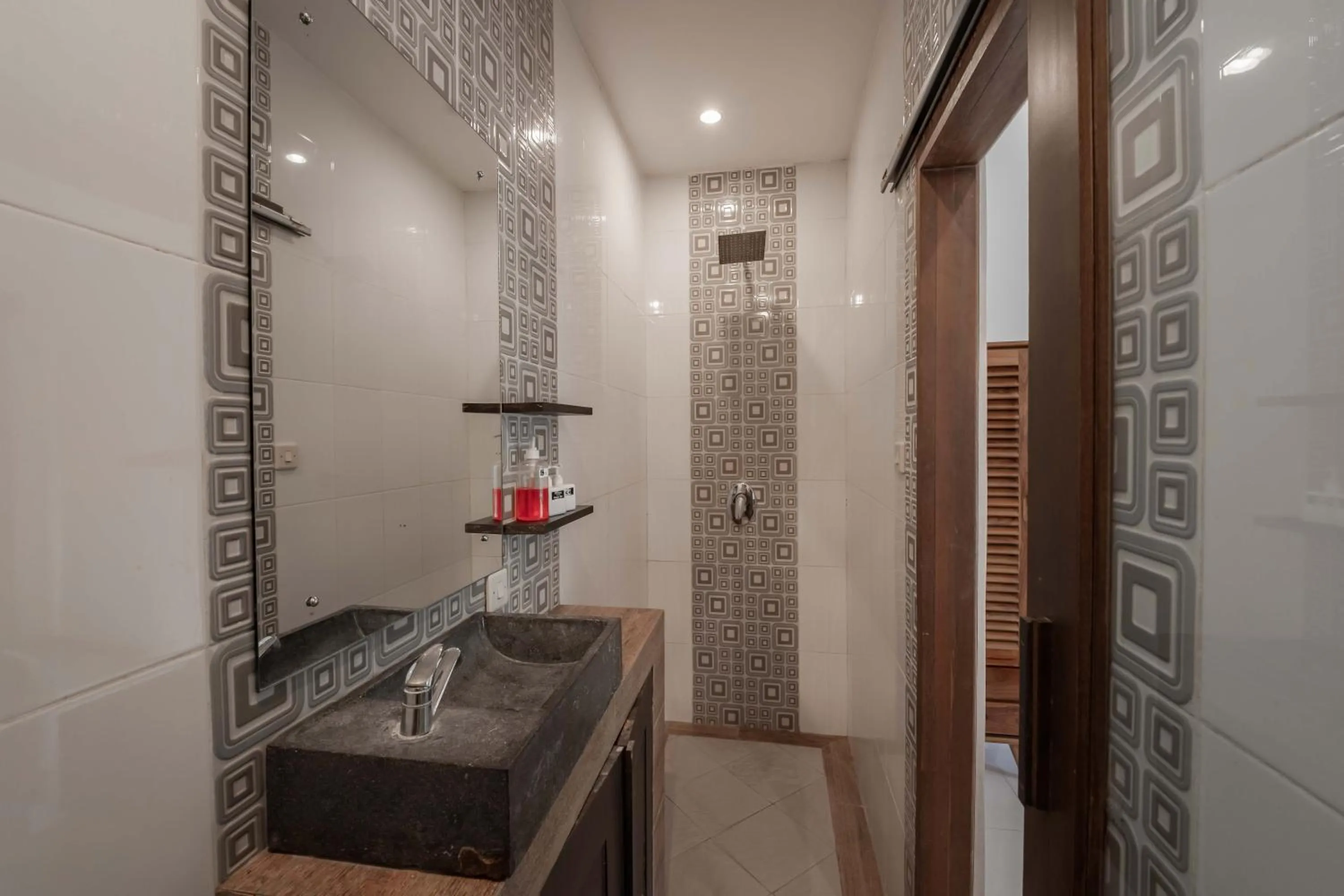 Dedeane Hotel & Yoga Retreat