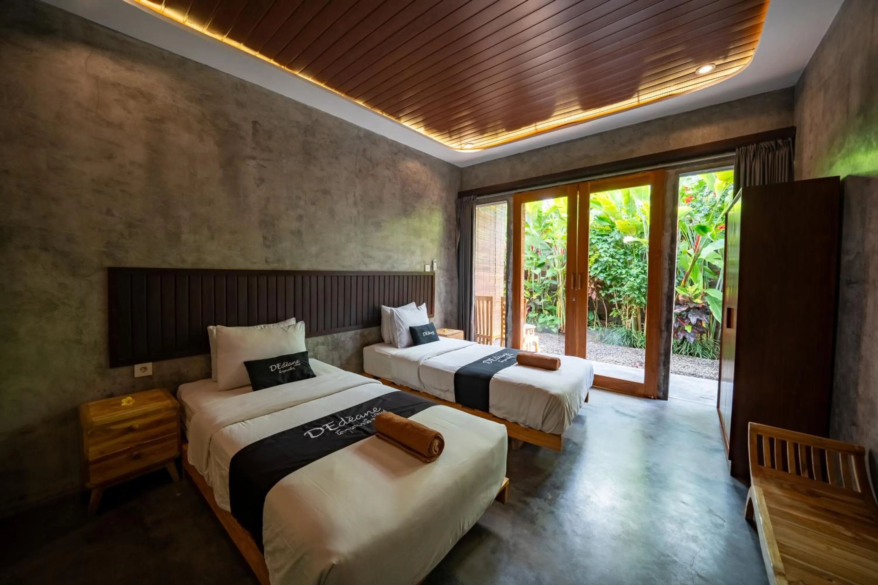 Bed in Dedeane Hotel & Yoga Retreat