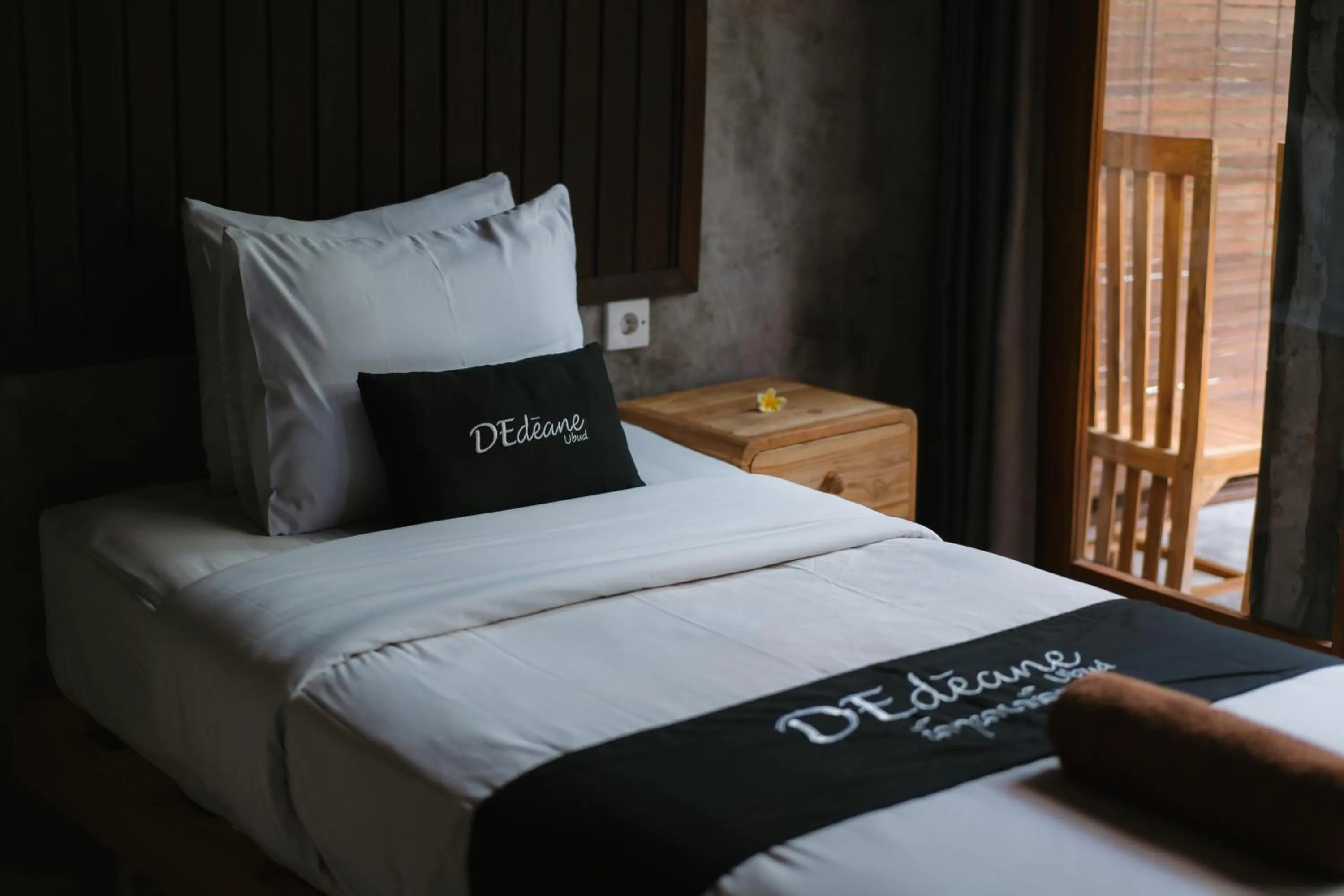 Bed in Dedeane Hotel & Yoga Retreat