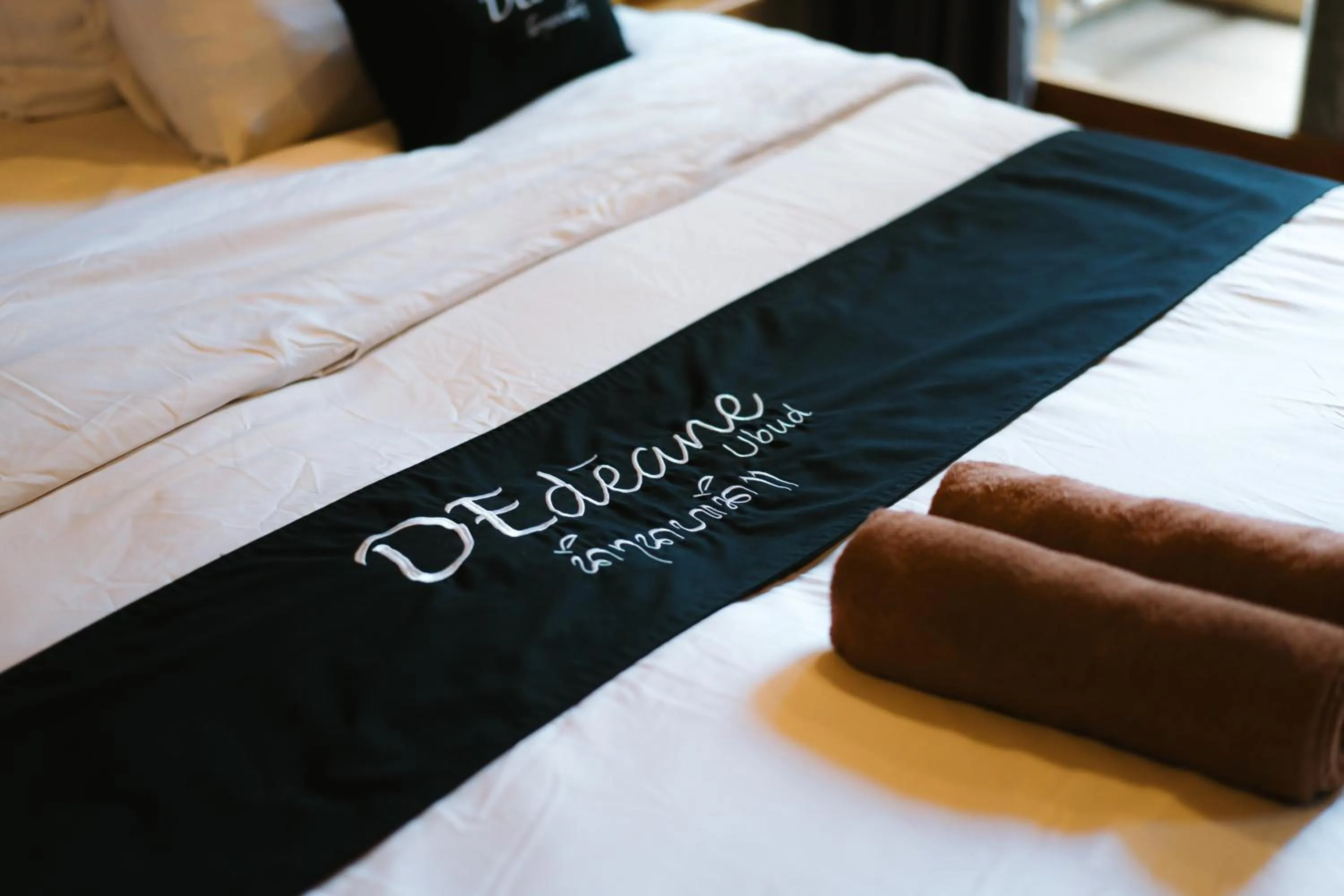 Bed in Dedeane Hotel & Yoga Retreat