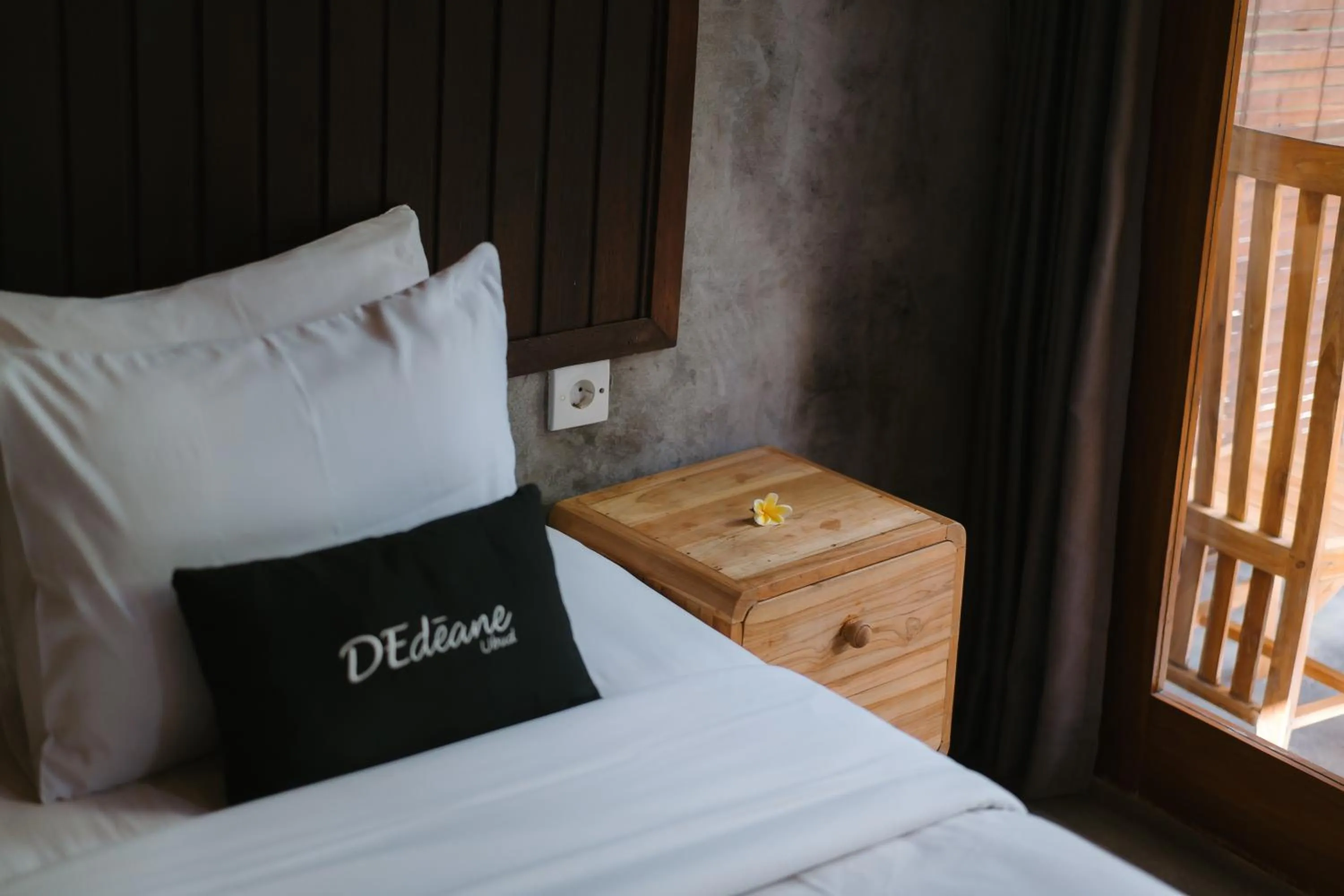 Bed in Dedeane Hotel & Yoga Retreat