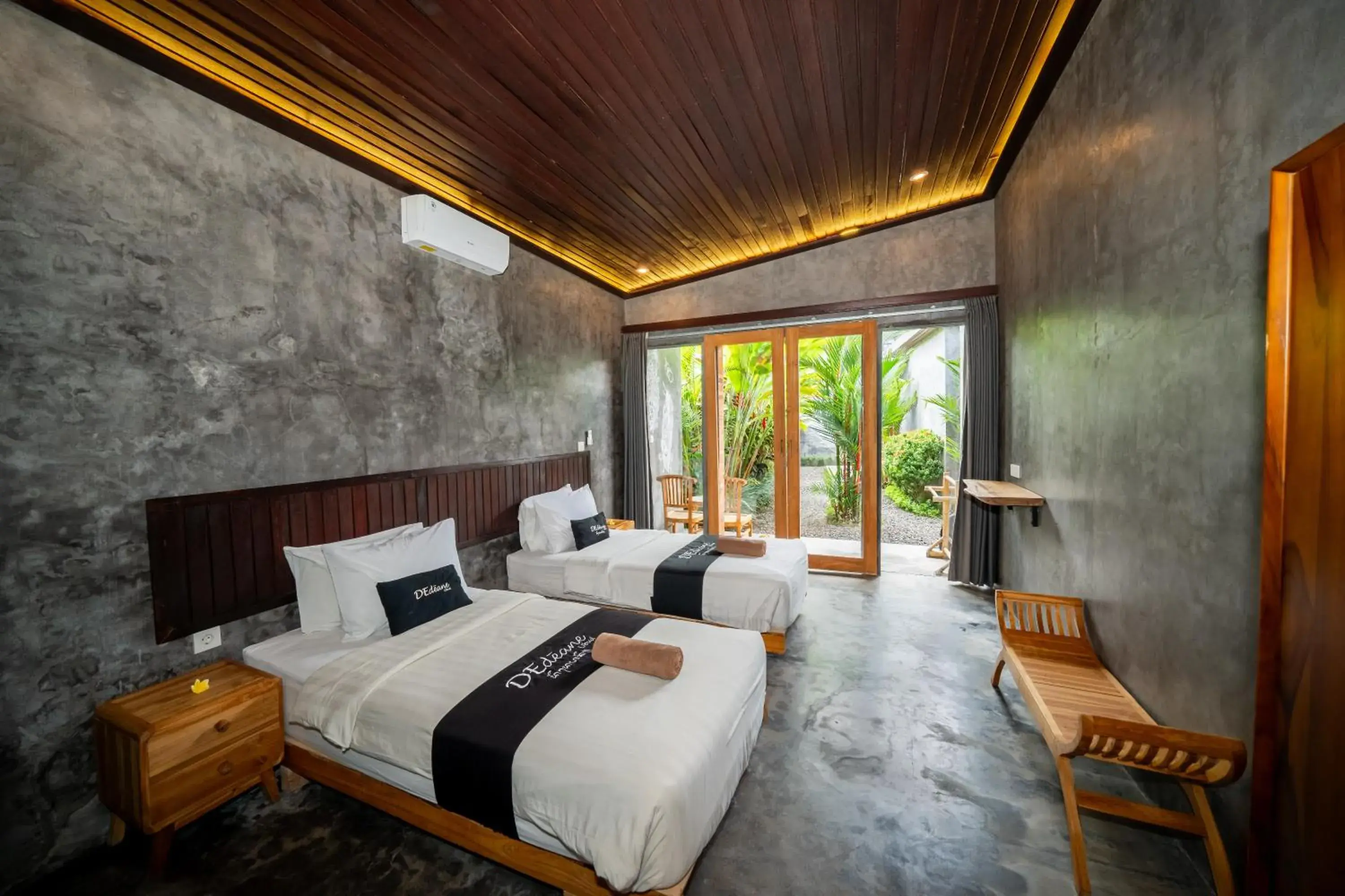 Double Room with Pool View in Dedeane Hotel & Yoga Retreat Double Room with Pool View in Dedeane Hotel & Yoga Retreat