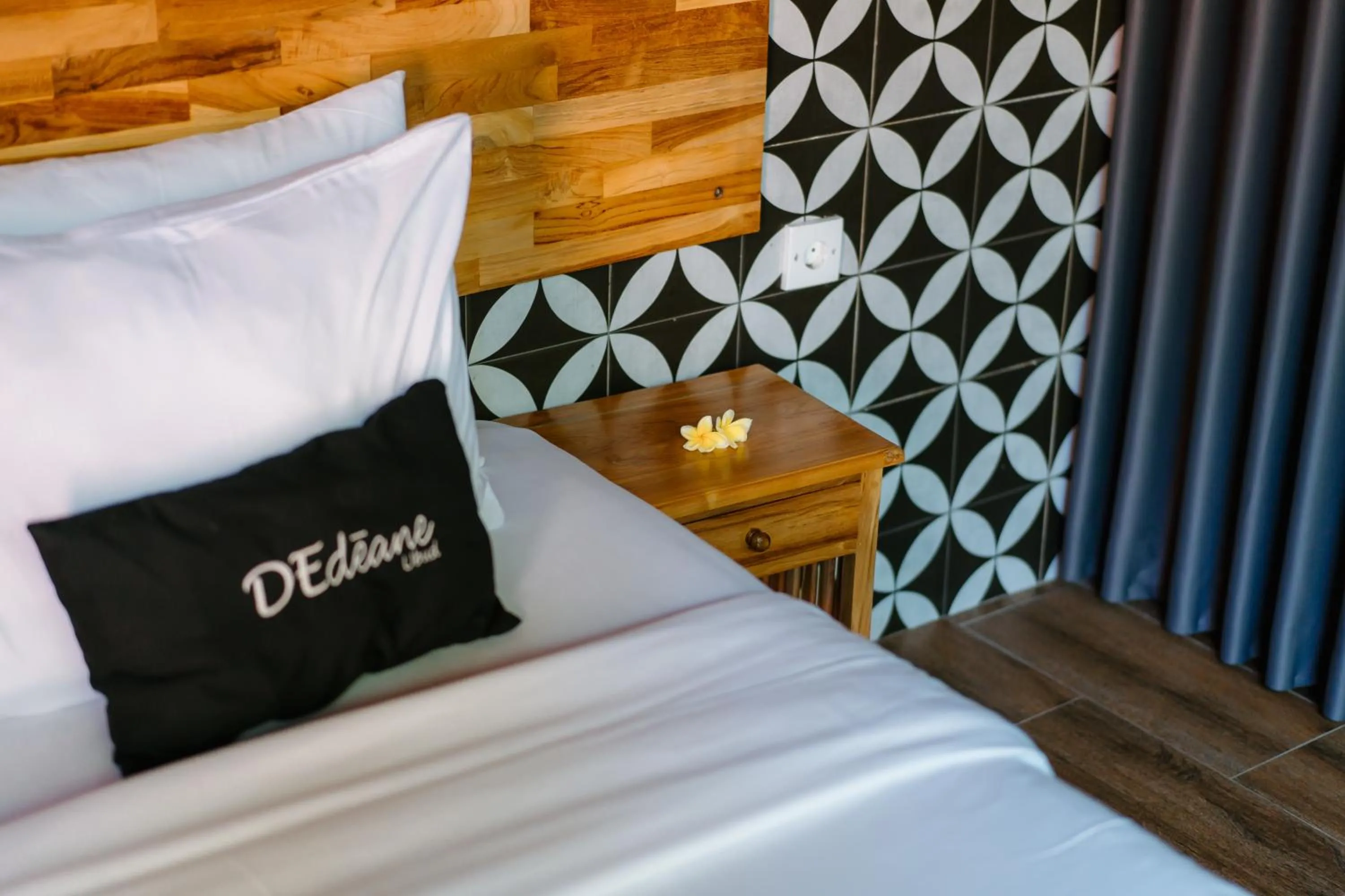 Bed in Dedeane Hotel & Yoga Retreat