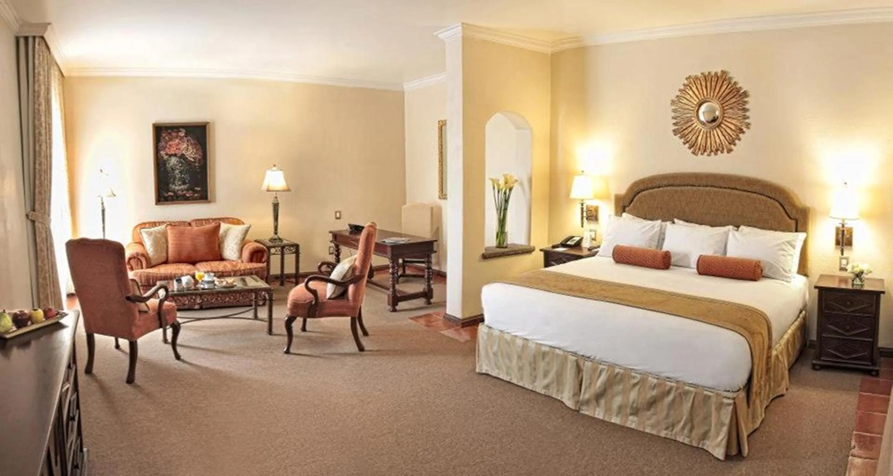 Photo of the whole room, Bed in Villa Antigua