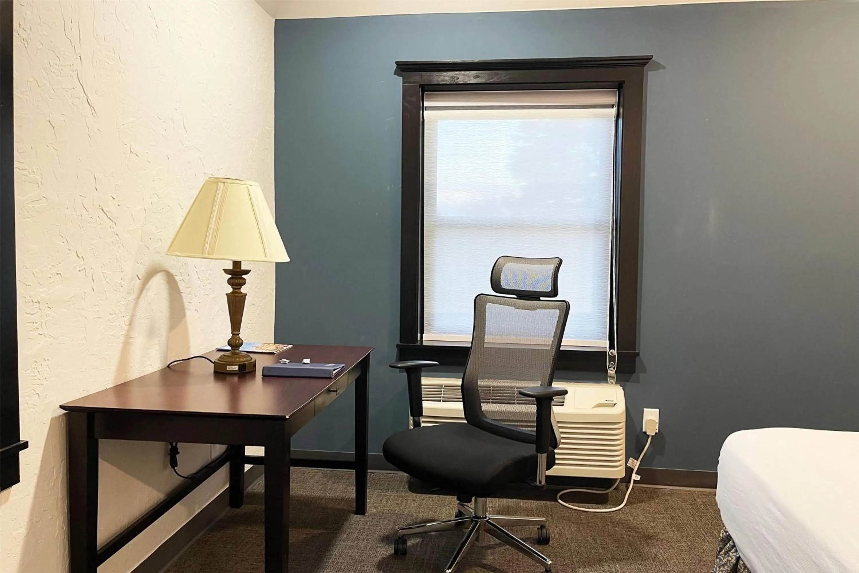 Photo of the whole room in Chateau Hotel and Conference Center