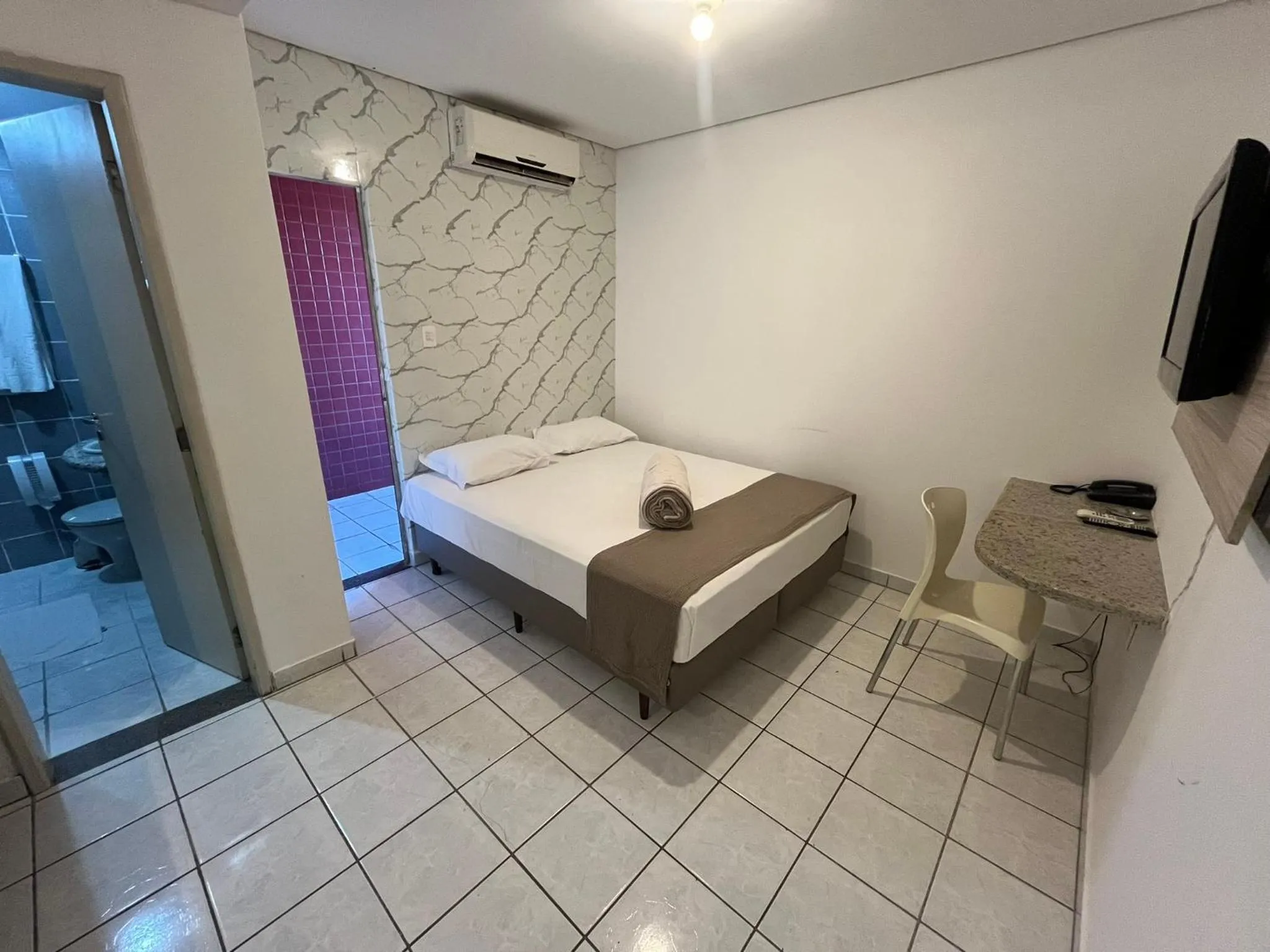 Photo of the whole room, Bed in Águas Palace Hotel