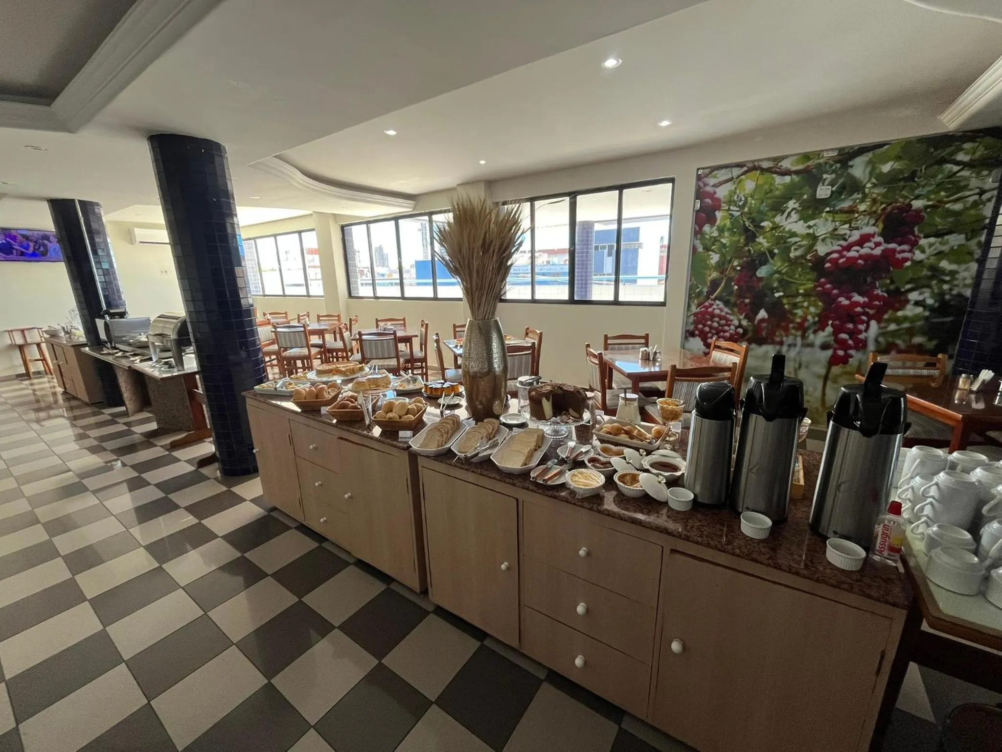 Restaurant/places to eat in Águas Palace Hotel