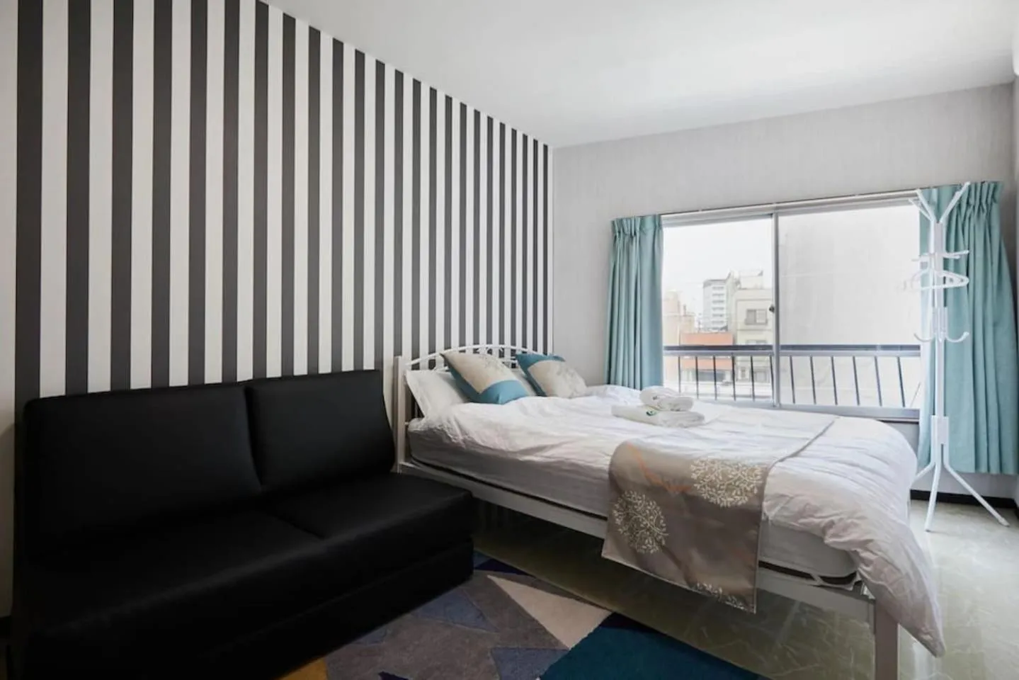 Bed in Mitsuba Guest House