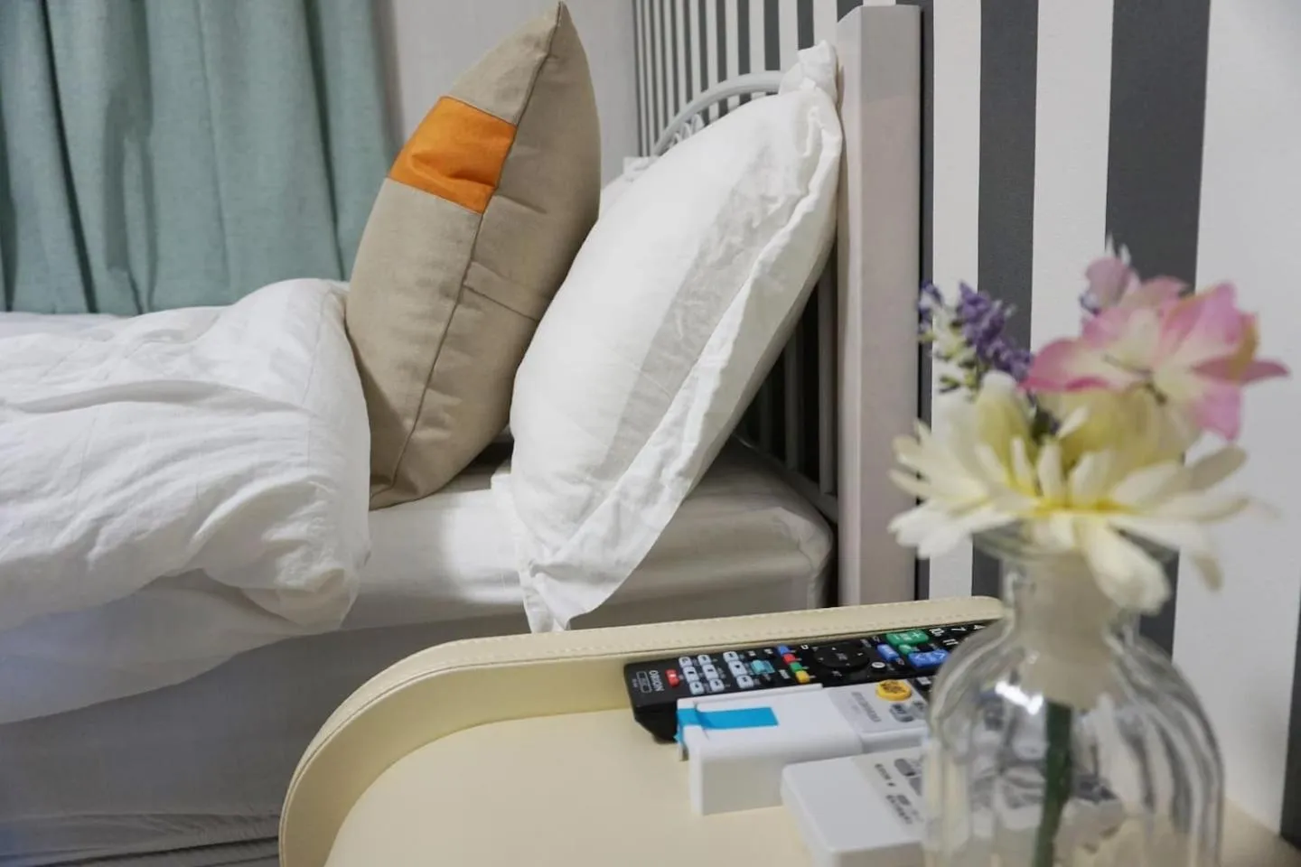 Bed in Mitsuba Guest House