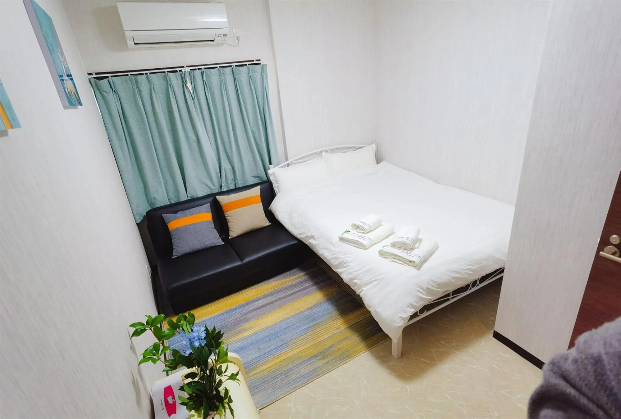 Bed in Mitsuba Guest House