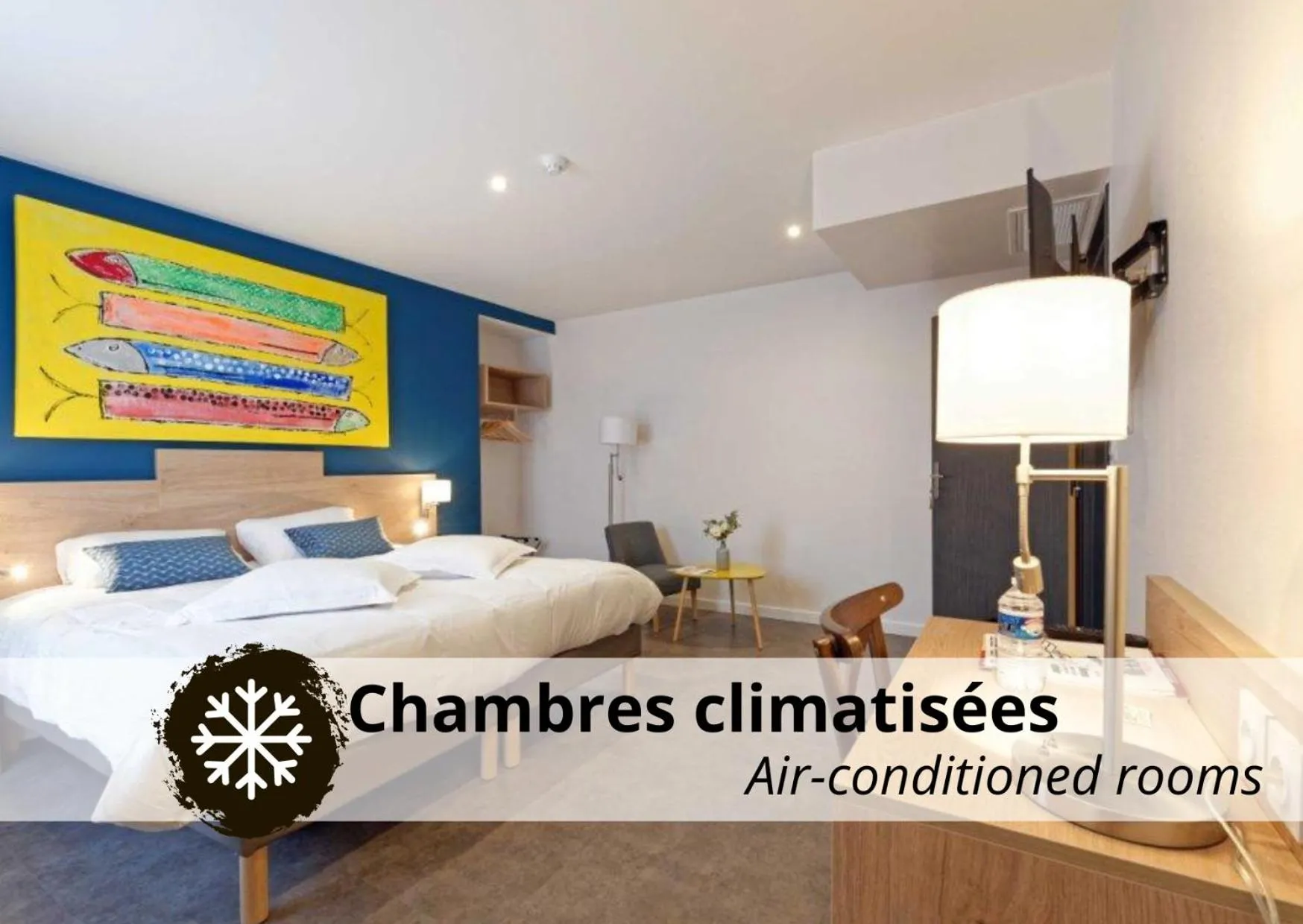 Property building, Bed in Contact Hôtel de la Gare et son restaurant Côte à Côte