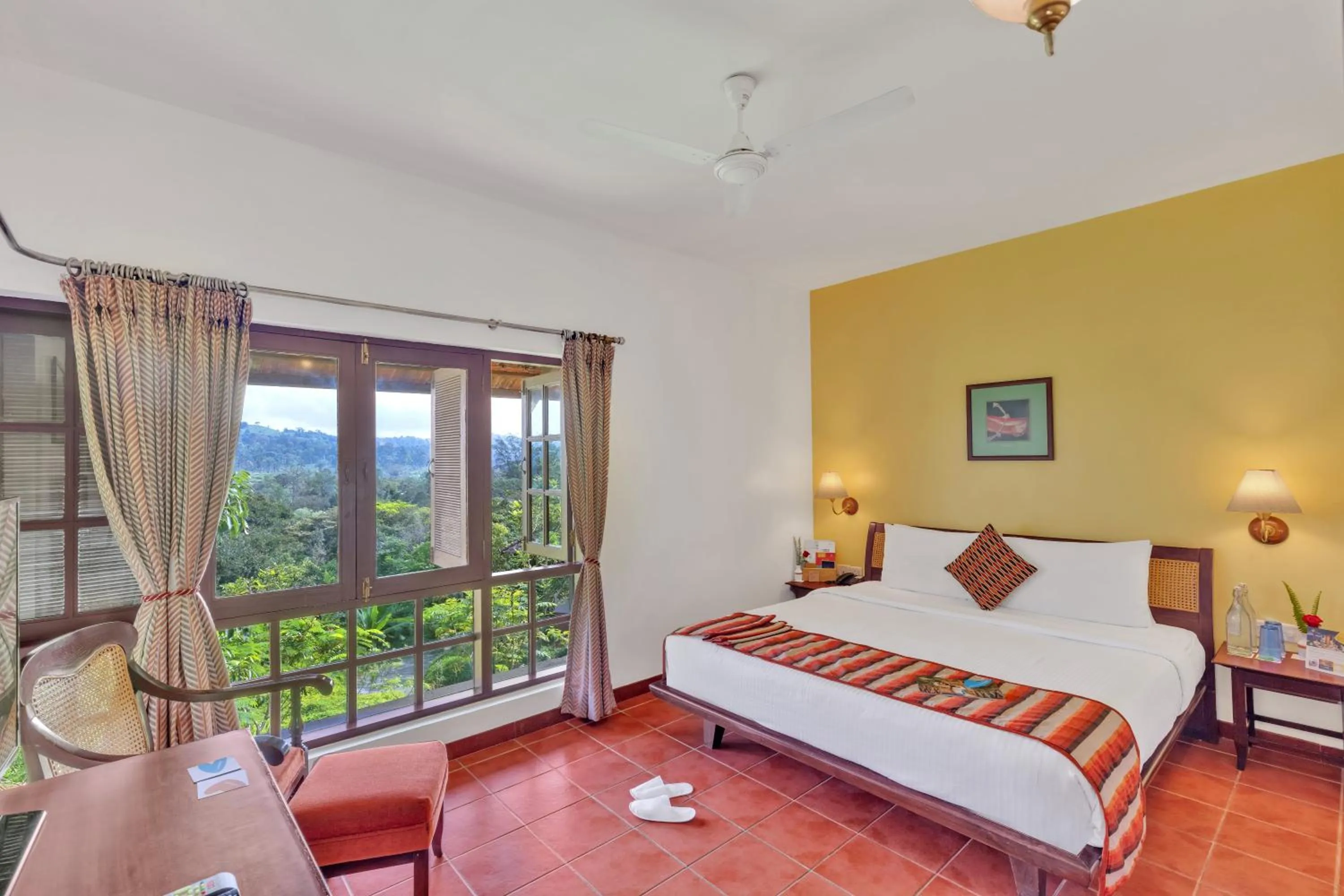 Bedroom, Bed in Club Mahindra Madikeri, Coorg