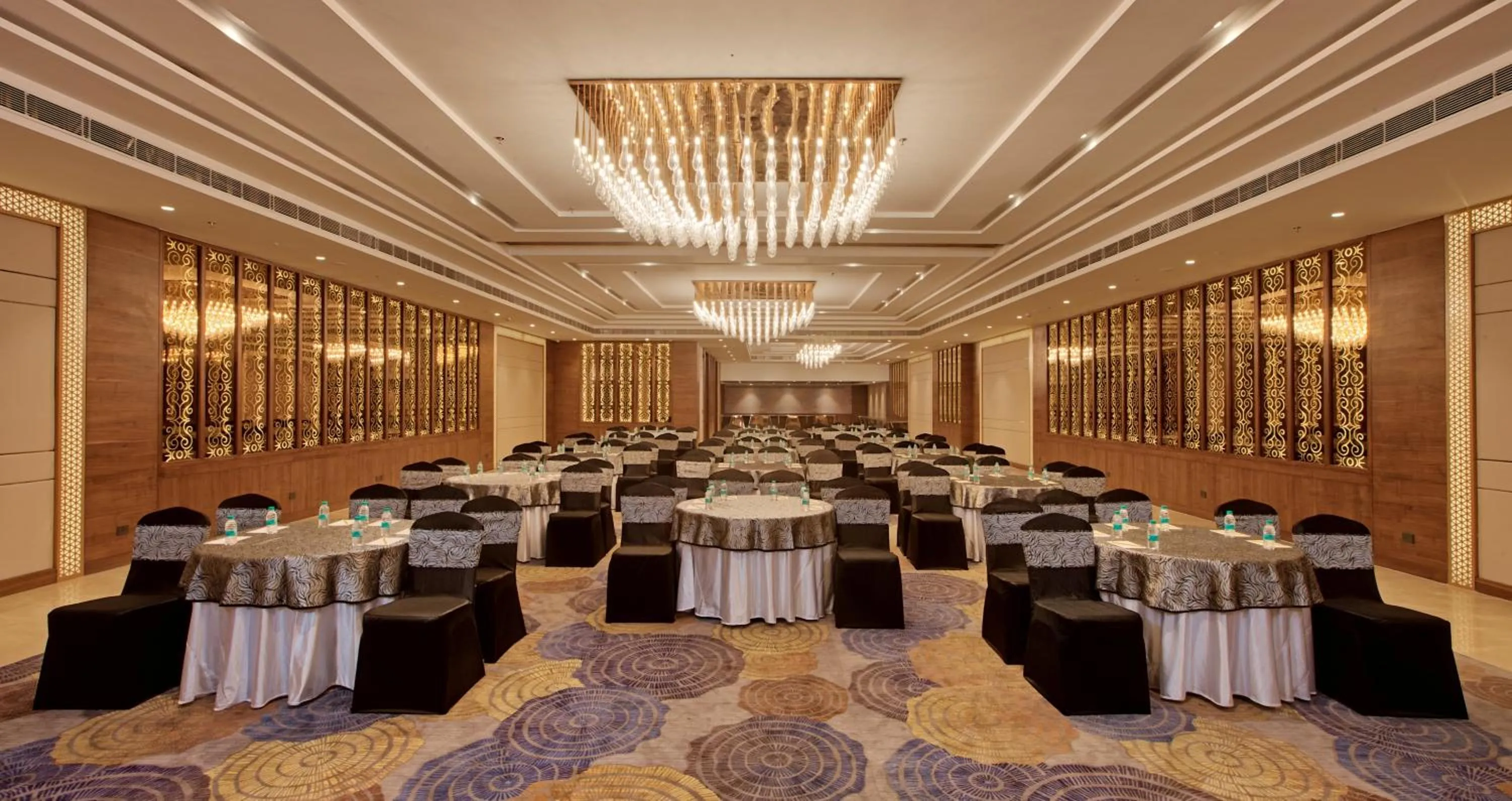 Banquet/Function facilities in Country Inn Premier Amritsar