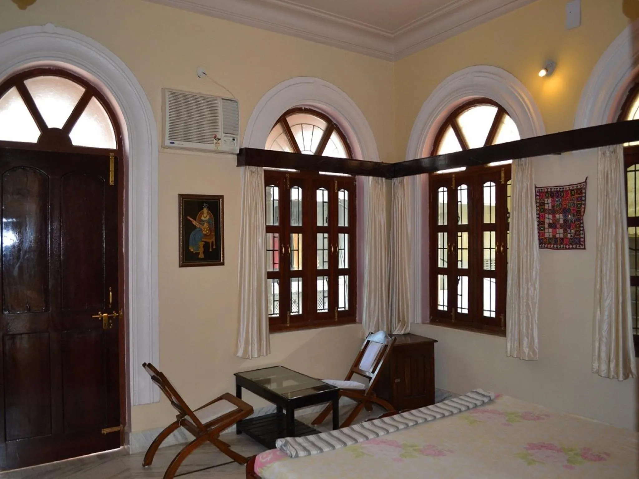Day, Bed in Kanhaia Haveli