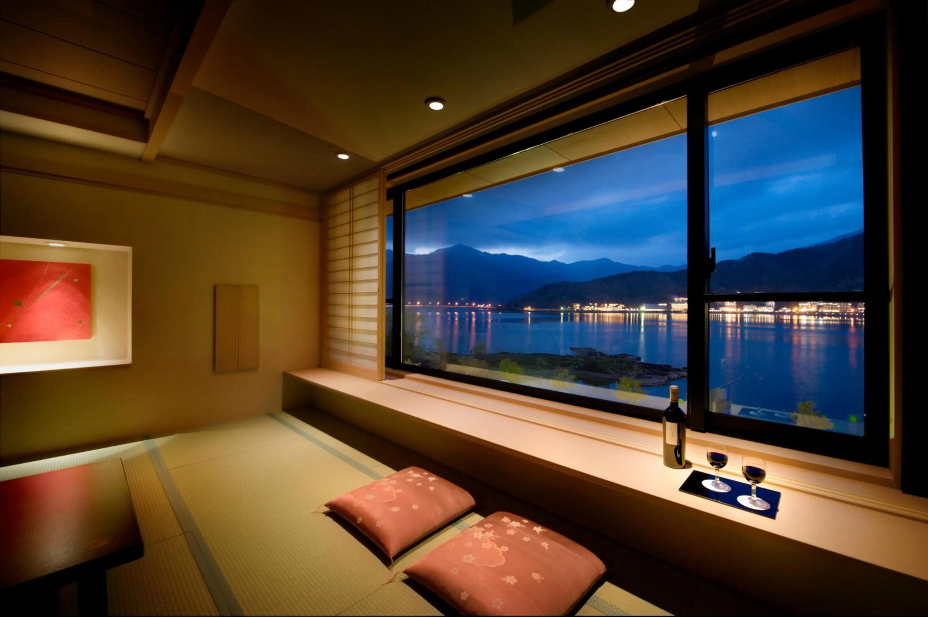 Seating area in Fujikawaguchiko Onsen Konanso