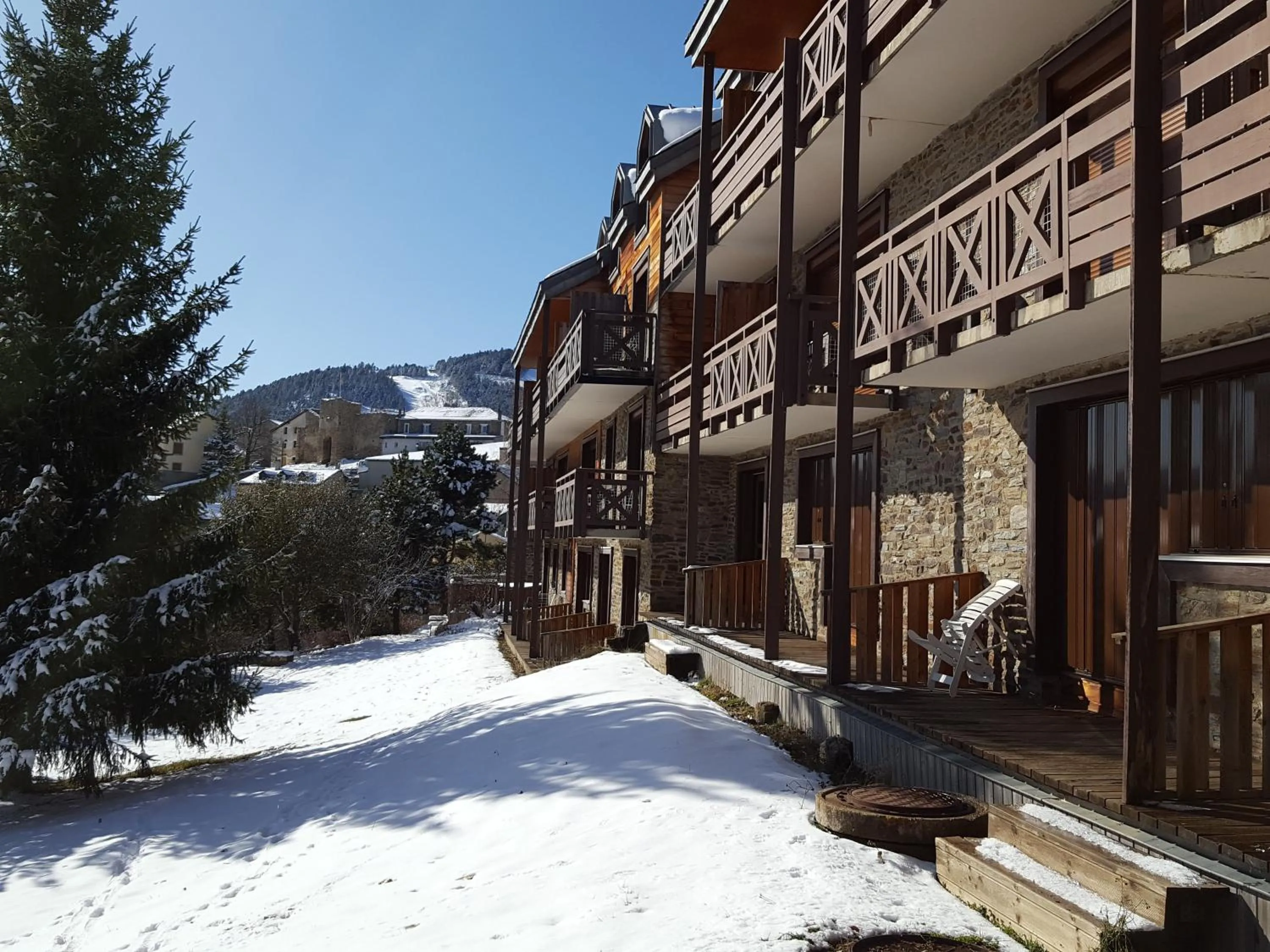 Winter in VVF Résidence Les Angles Pyrénées