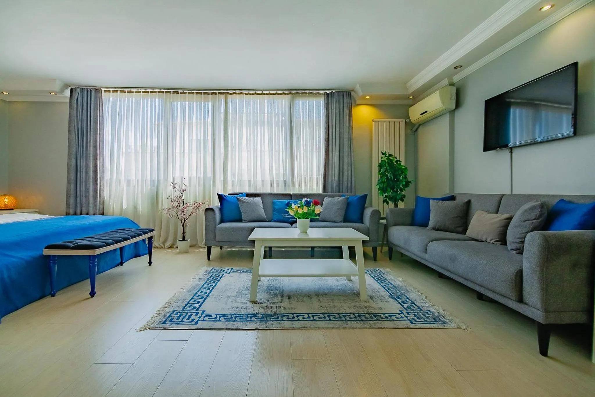 Bed in Galataport Flat Company