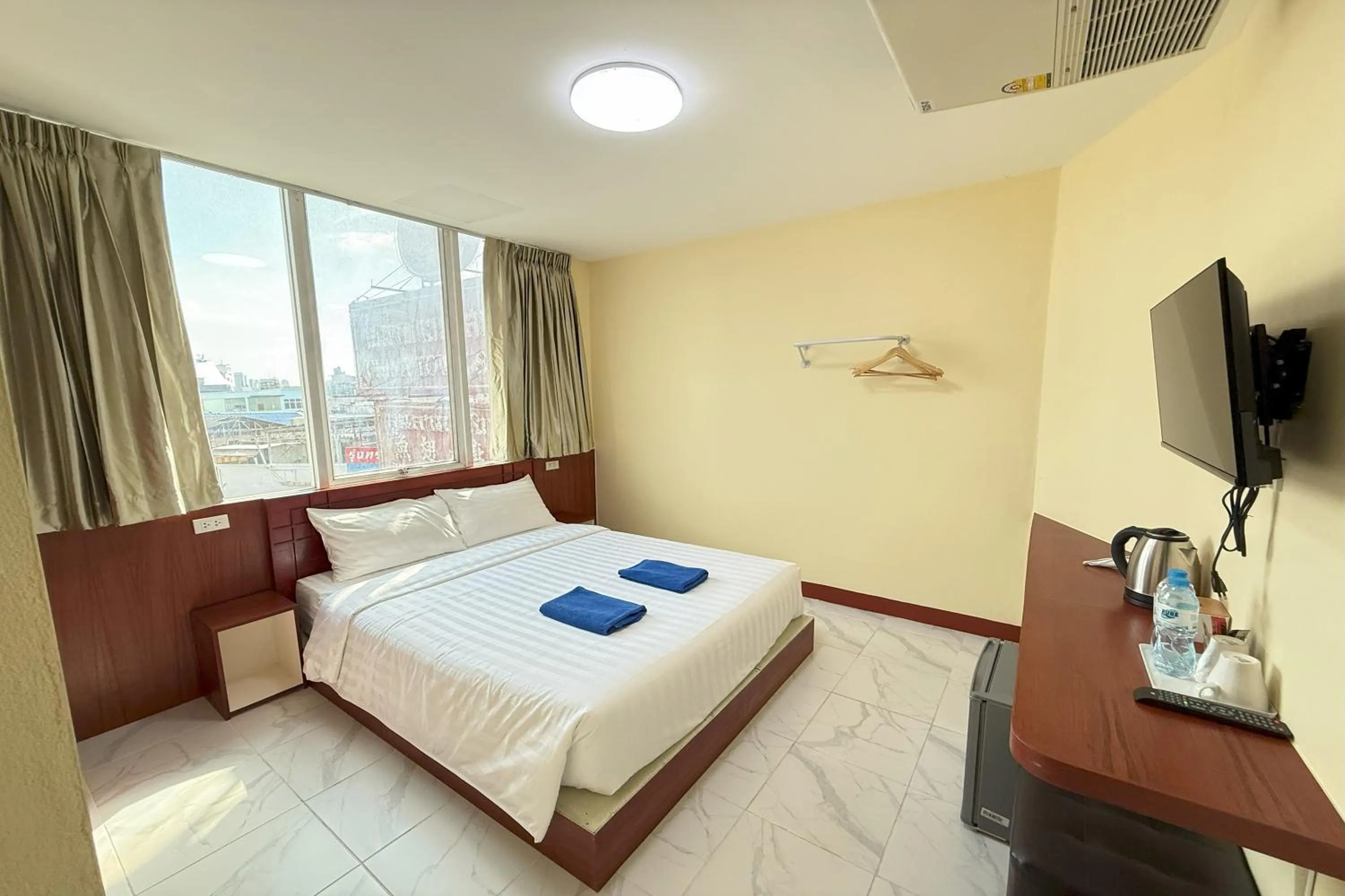 Photo of the whole room, Bed in Scala Hostel