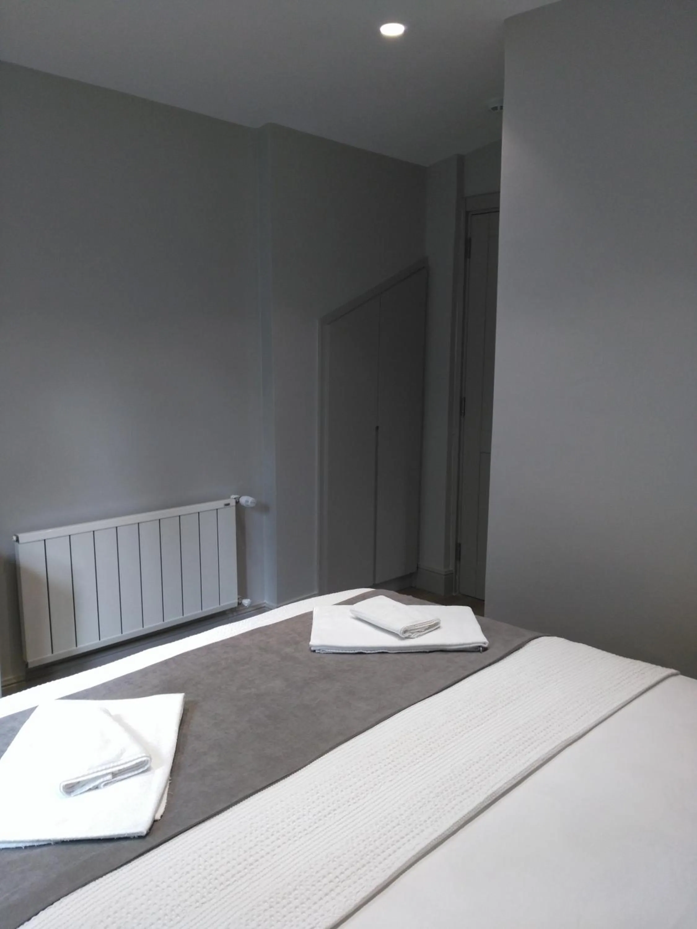 Bed in KONAK BELLA 3