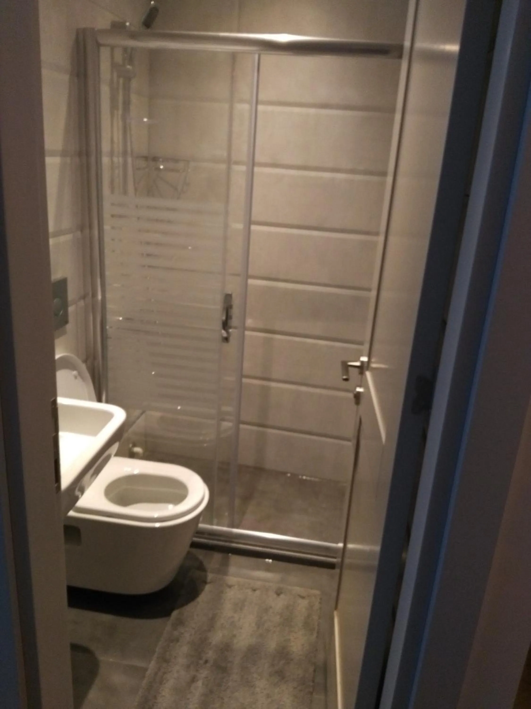 Shower in KONAK BELLA 3