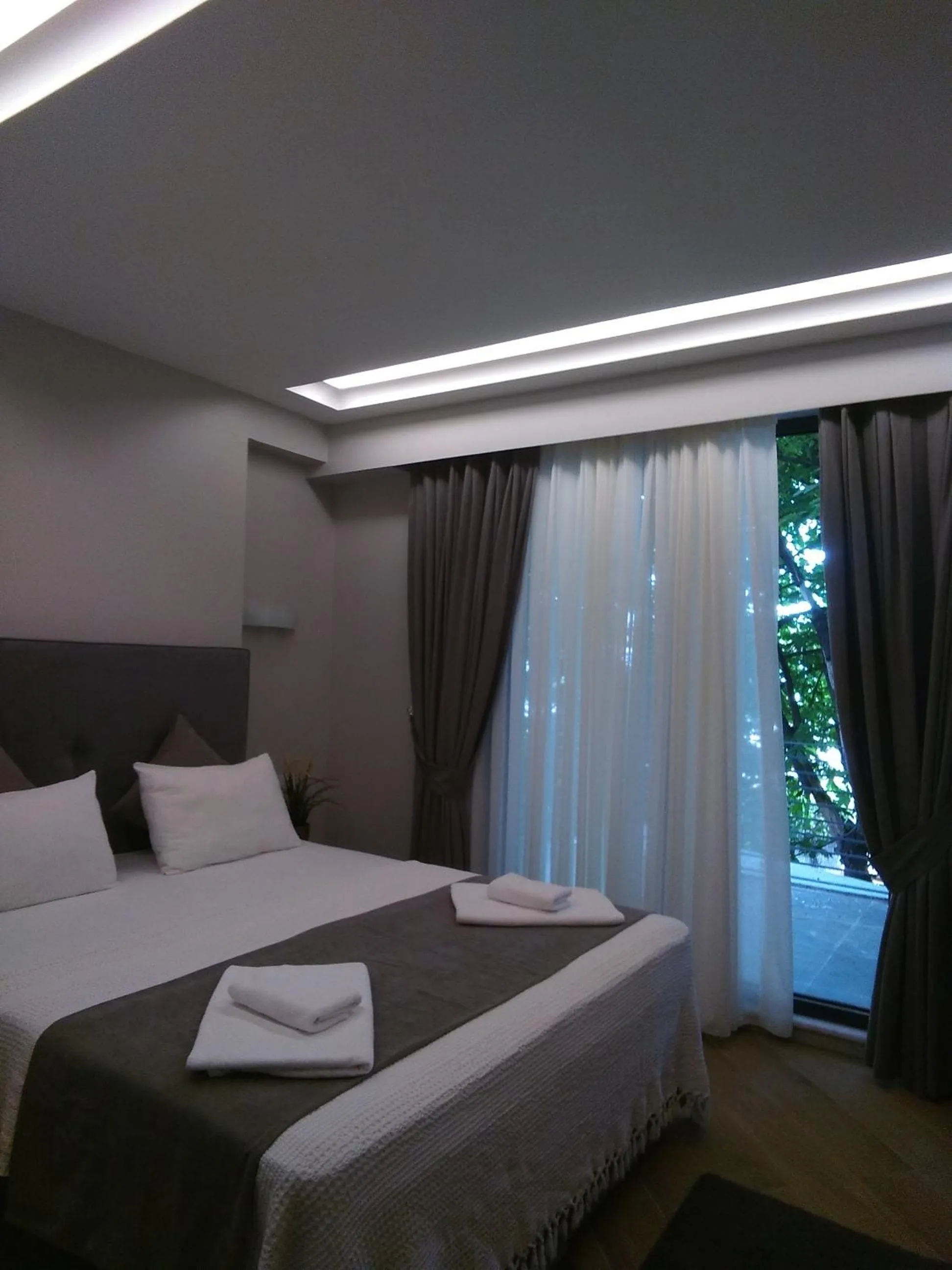 Bed in KONAK BELLA 3