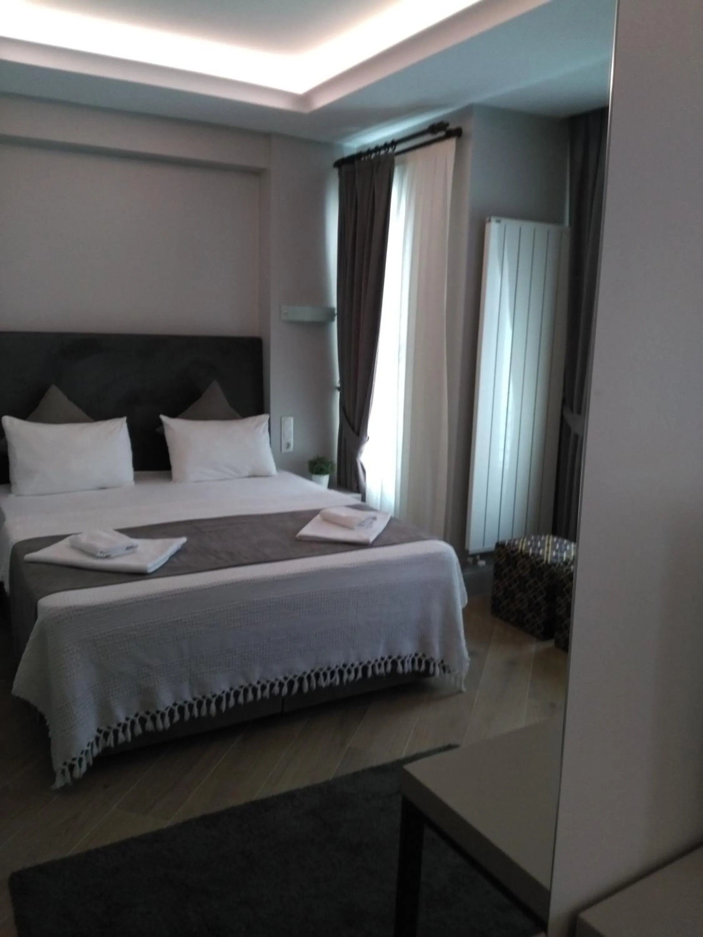 Bed in KONAK BELLA 3