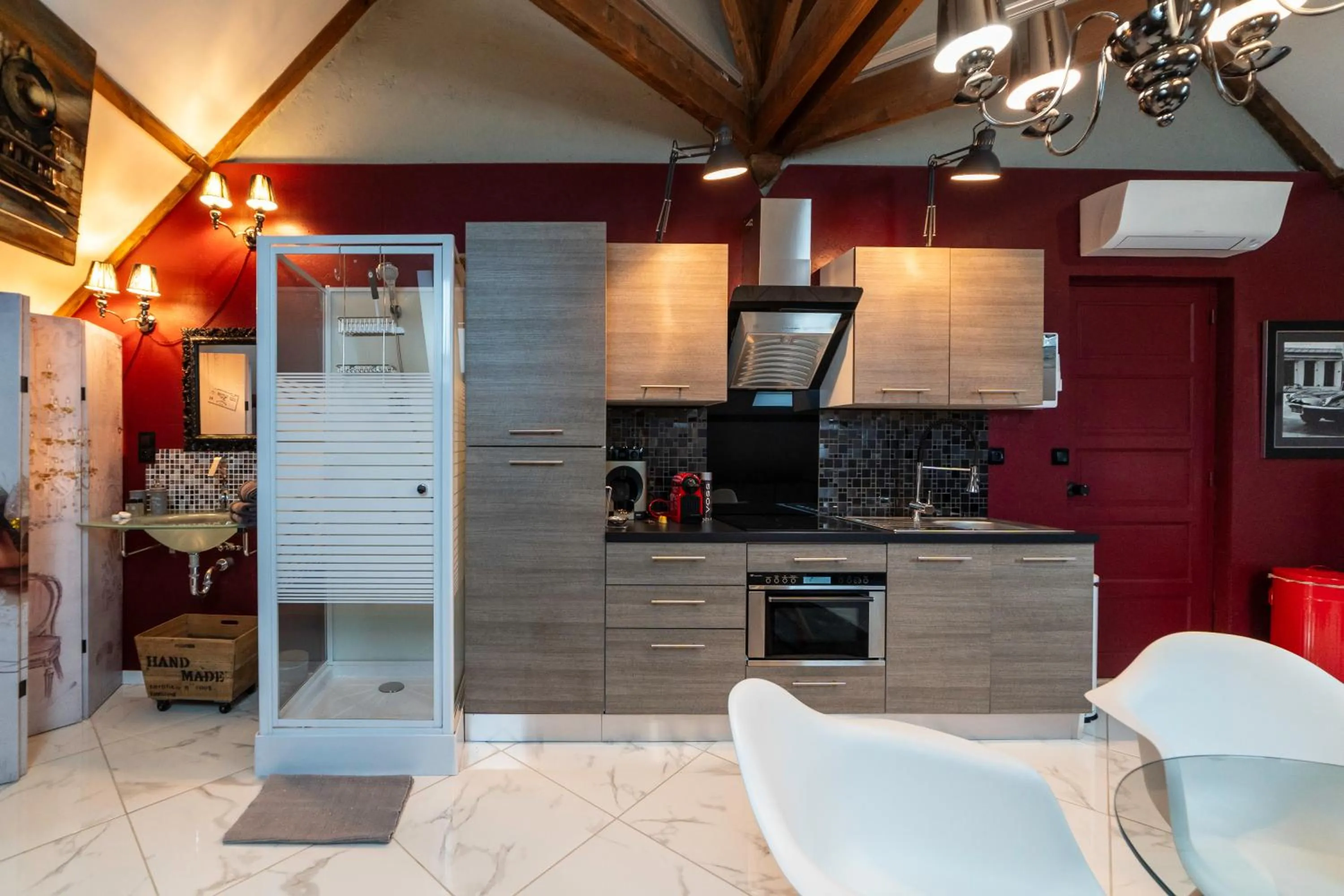 Kitchen or kitchenette in Les Étoiles