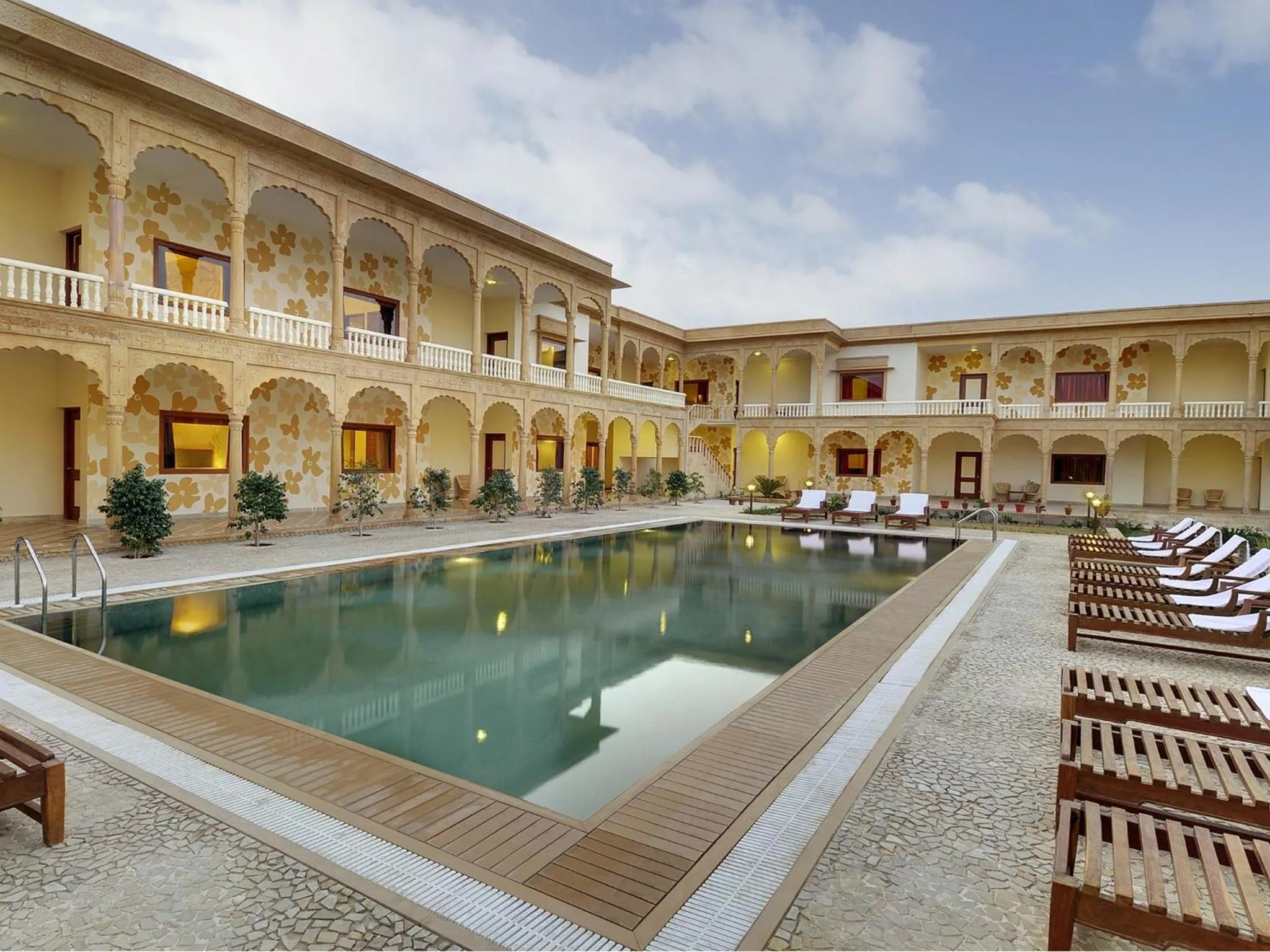 Swimming pool in Club Mahindra Jaisalmer