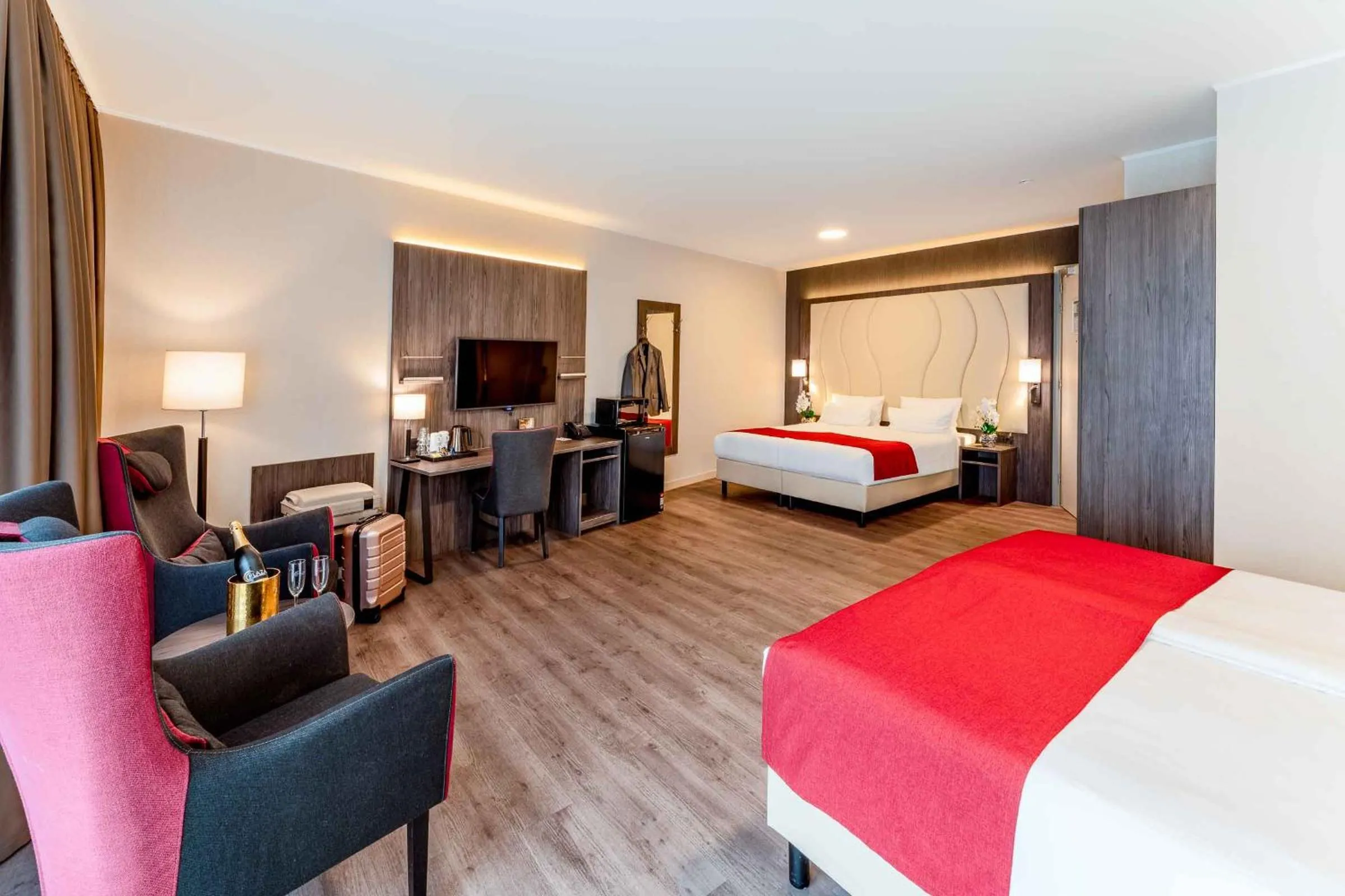 Photo of the whole room, Bed in PLAZA Premium Den Haag City Center