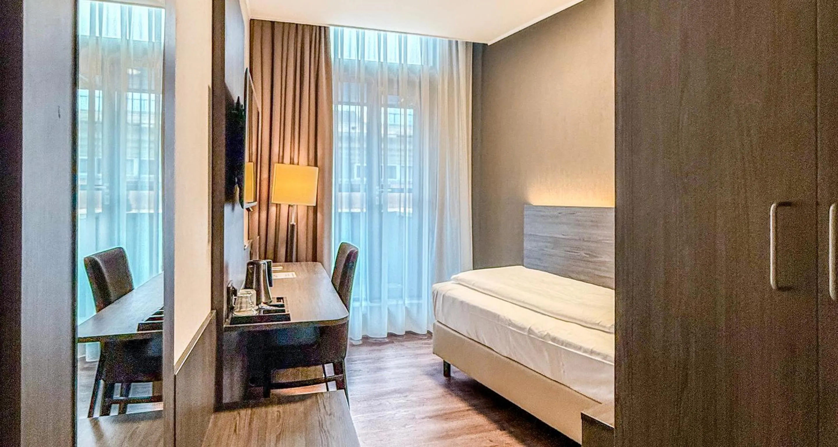 Photo of the whole room, Bed in PLAZA Premium Den Haag City Center