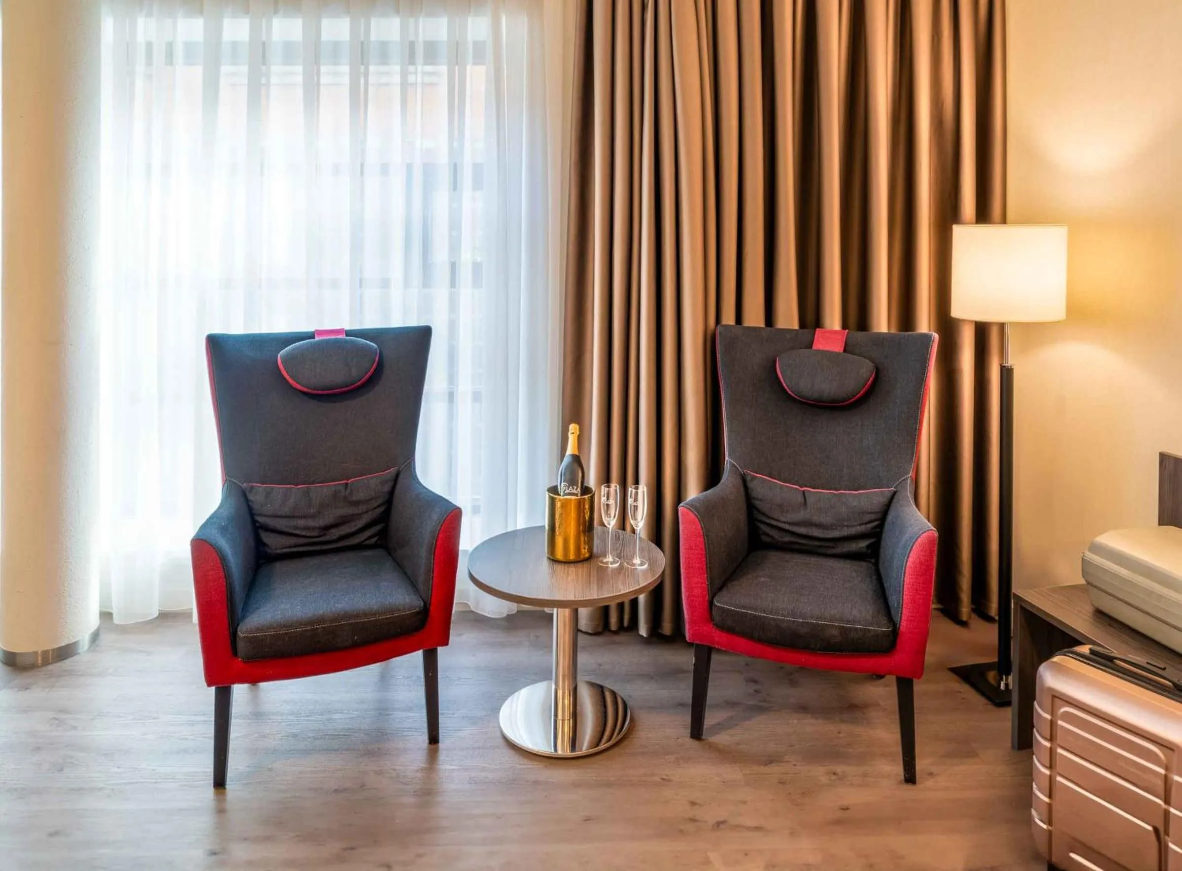 Seating area in PLAZA Premium Den Haag City Center