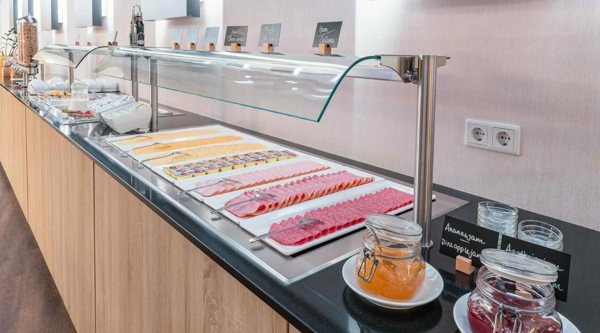 Buffet breakfast in PLAZA Premium Den Haag City Center