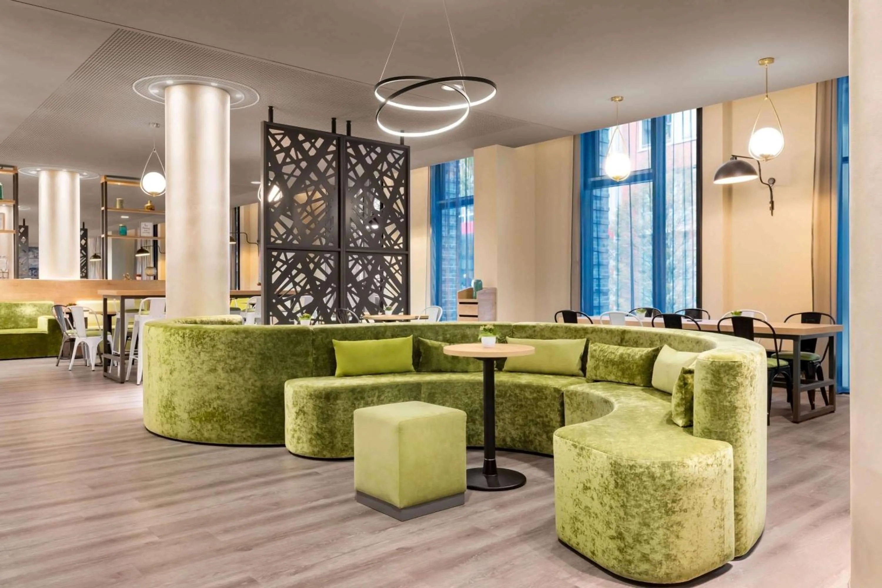 Lobby or reception in Super 8 by Wyndham Hamburg Mitte