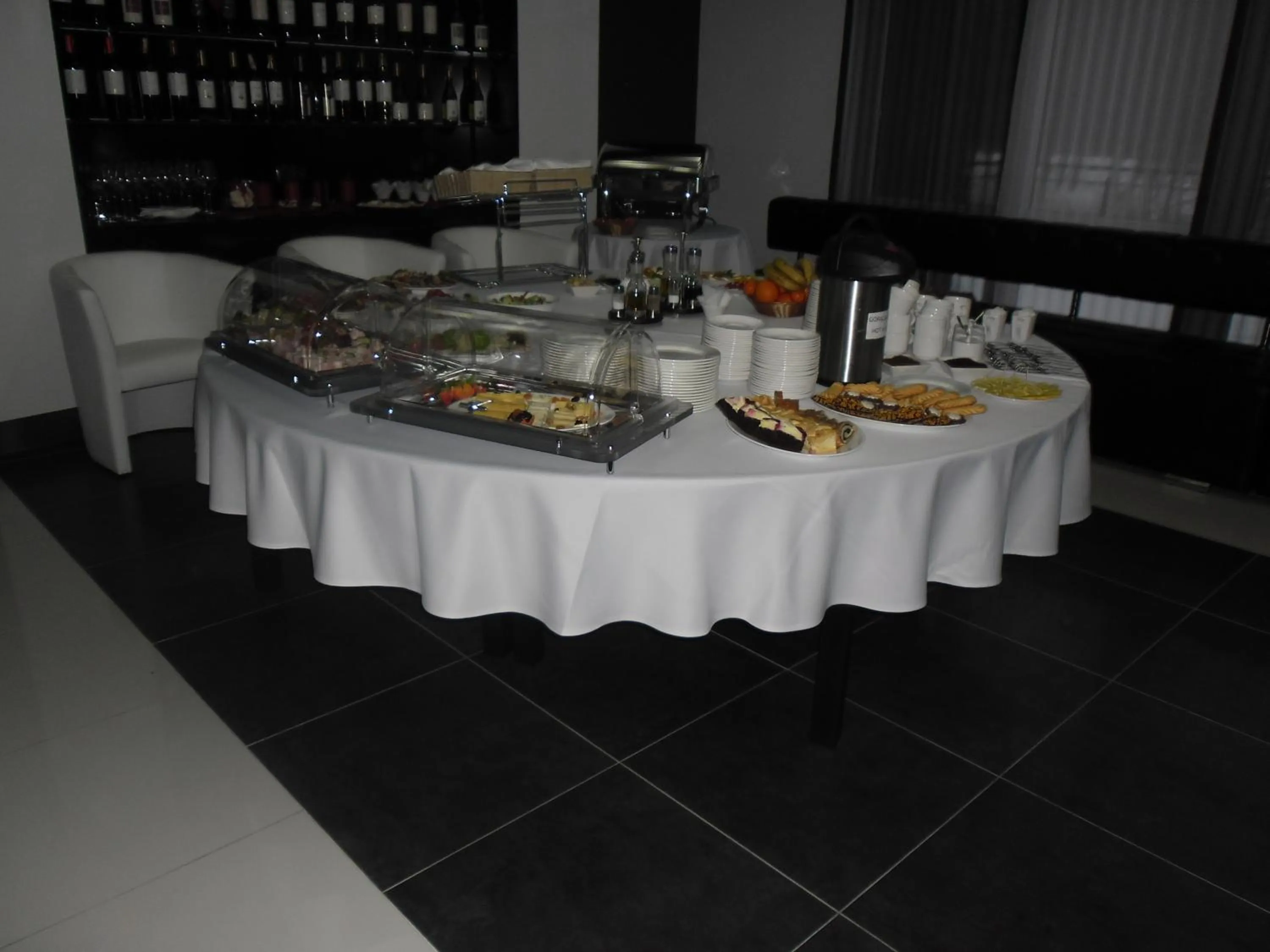 Breakfast in Hotel Grafit