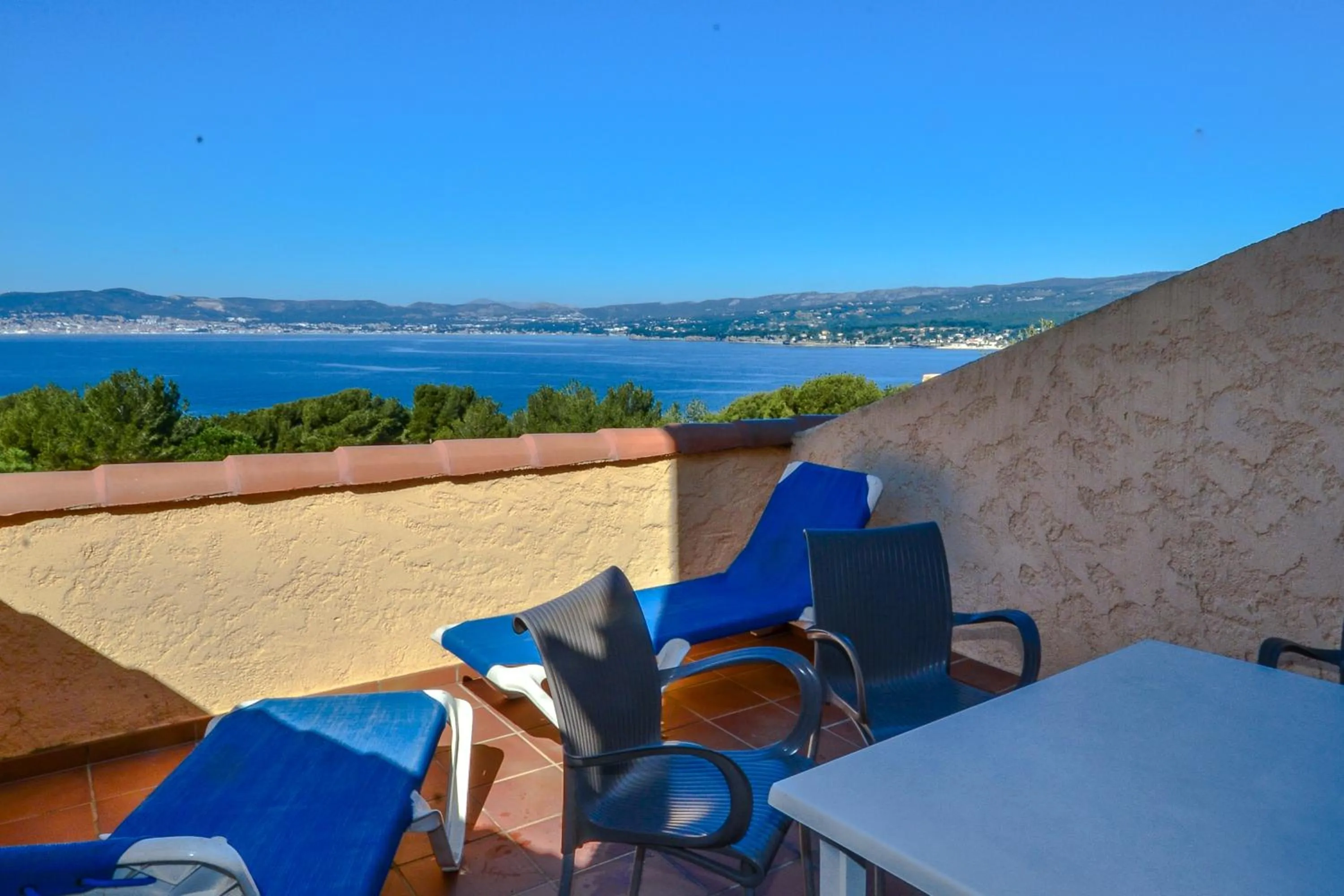 Balcony/Terrace in VVF Résidence Saint-Cyr-sur-Mer