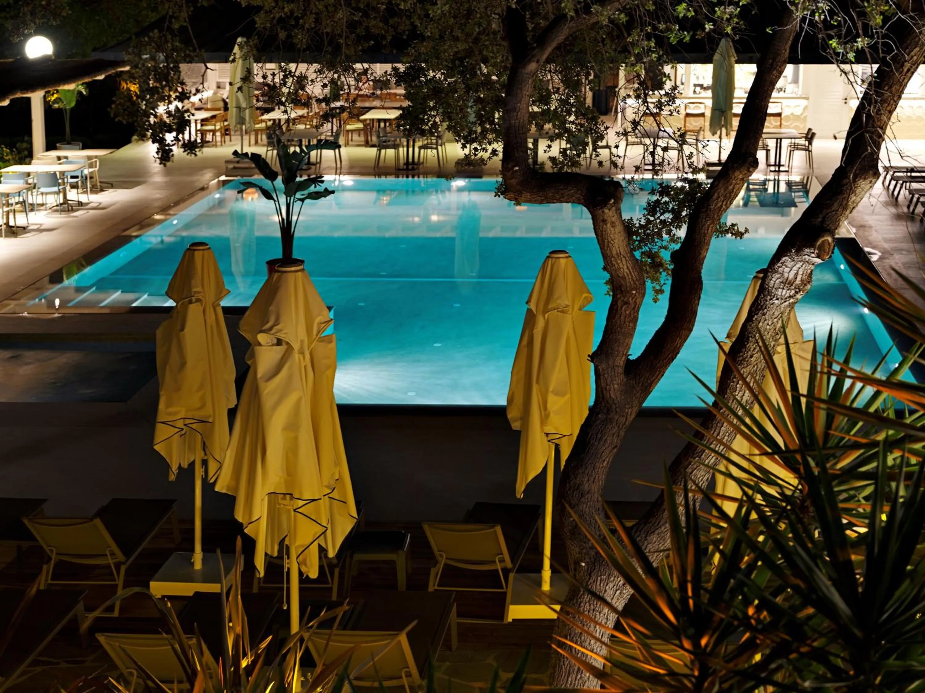 Pool view in Dorman Suites