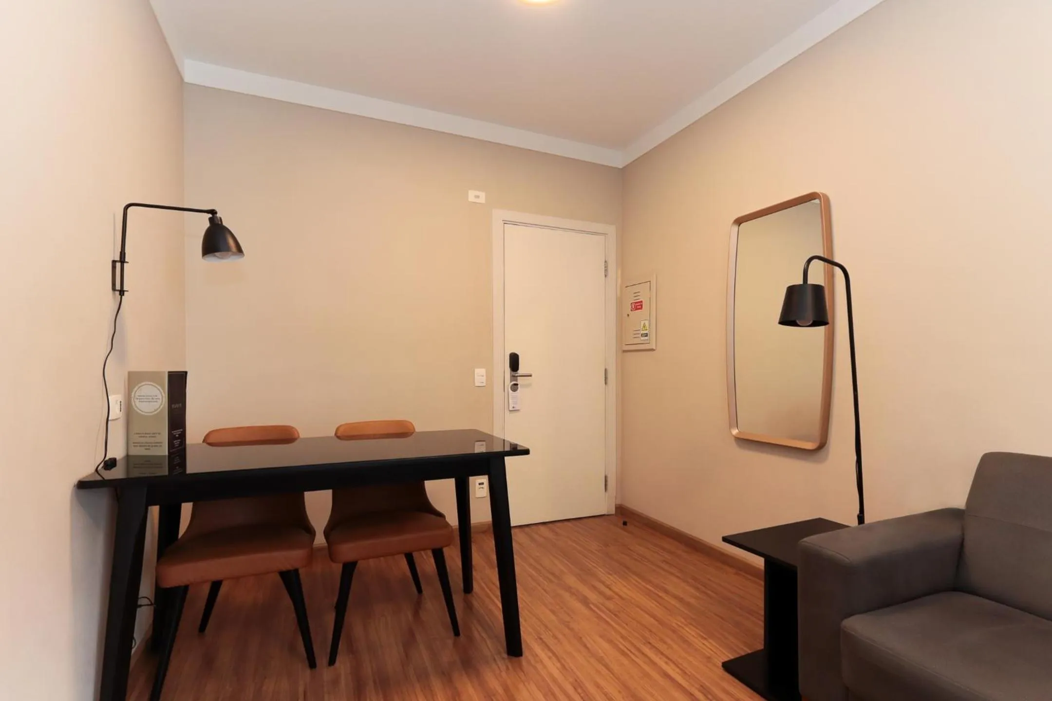 Living room in H4 Hotel Opera Jardins