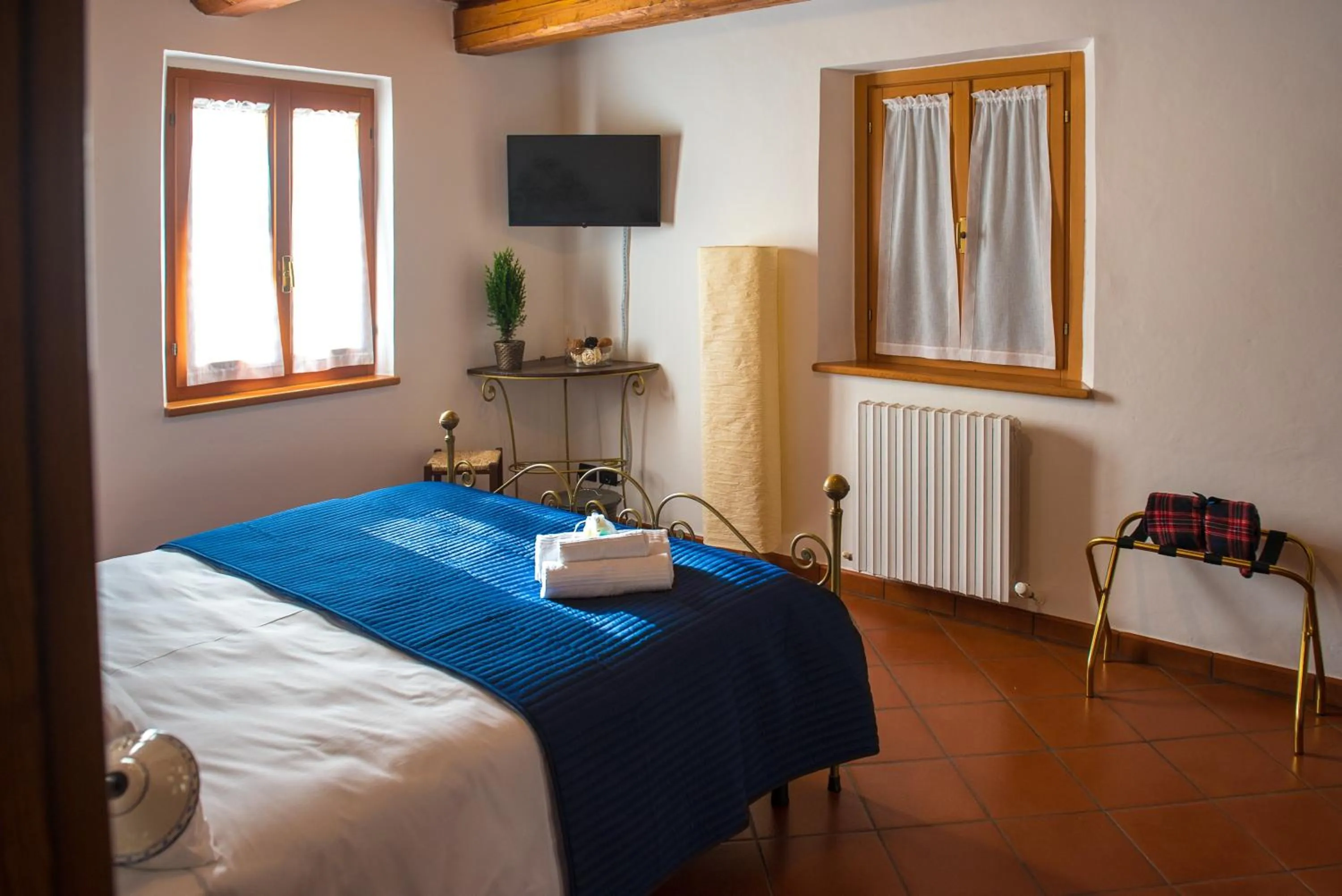 Bedroom, Bed in B&B I Pini Di Storaco