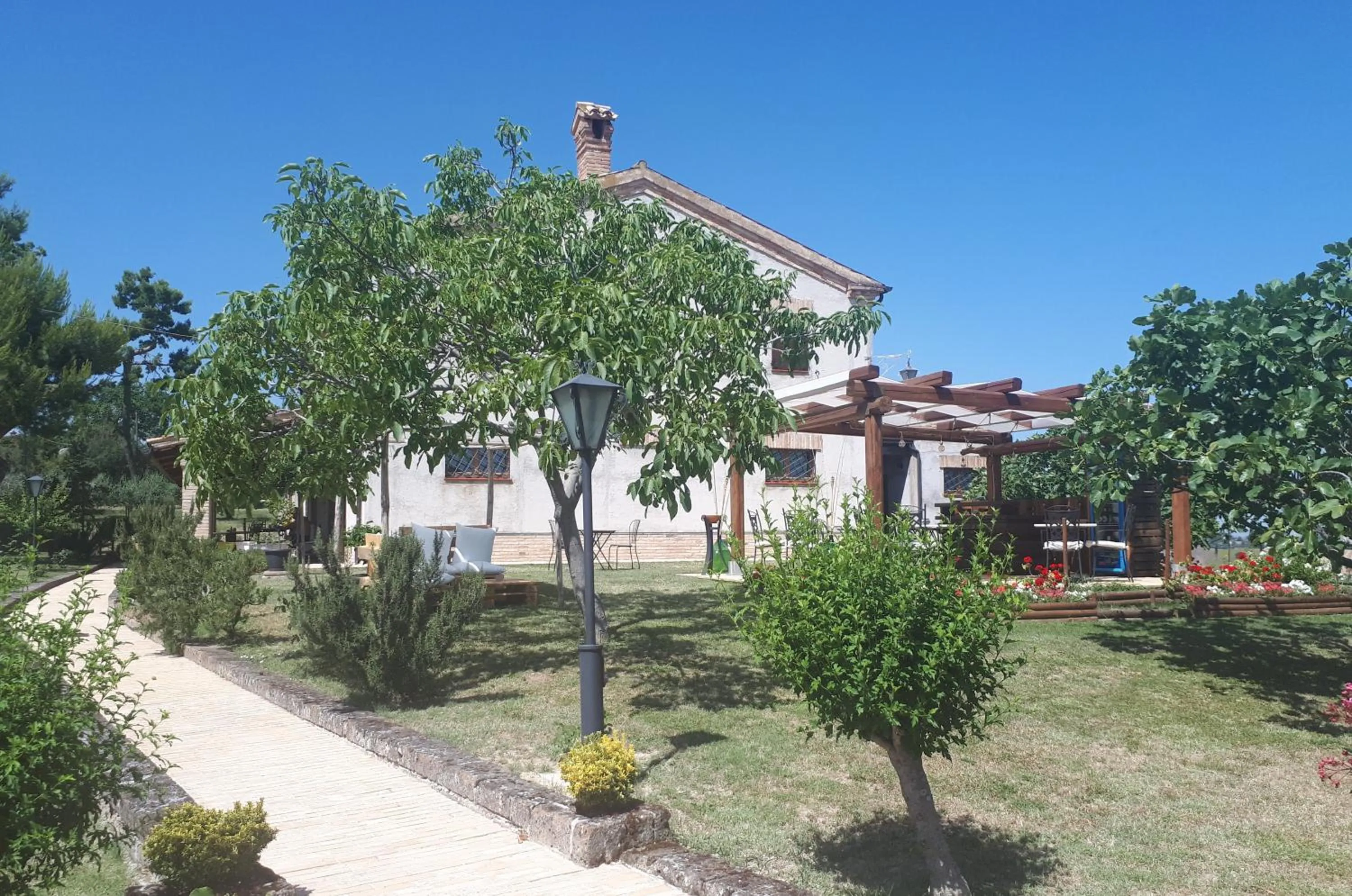 Garden in B&B I Pini Di Storaco