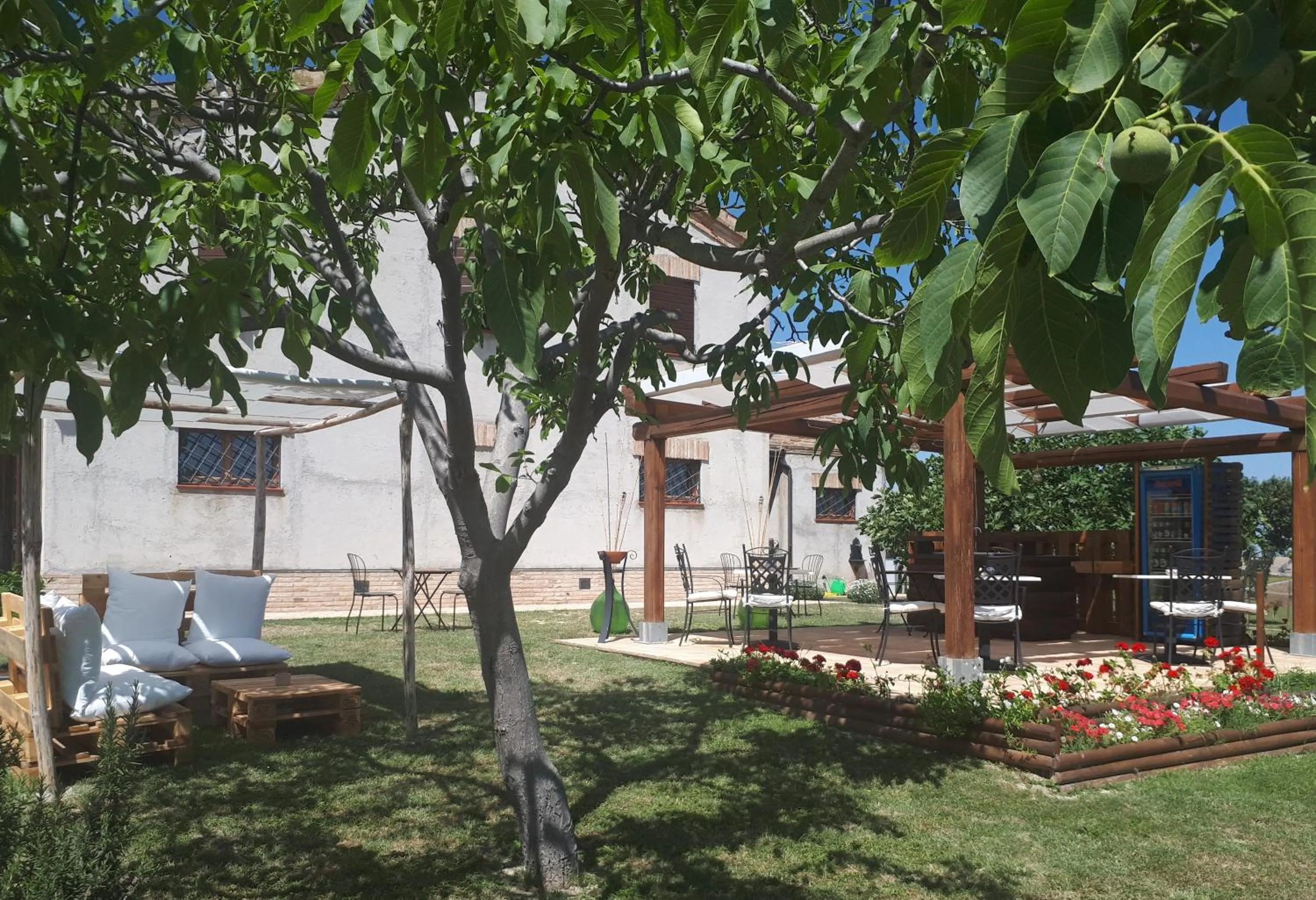 Restaurant/places to eat in B&B I Pini Di Storaco