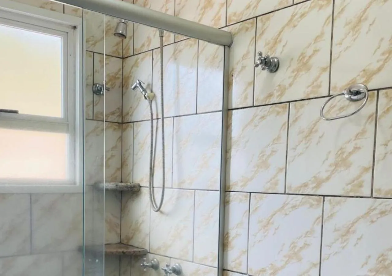 Shower in Dona Adelia Hotel e Restaurante