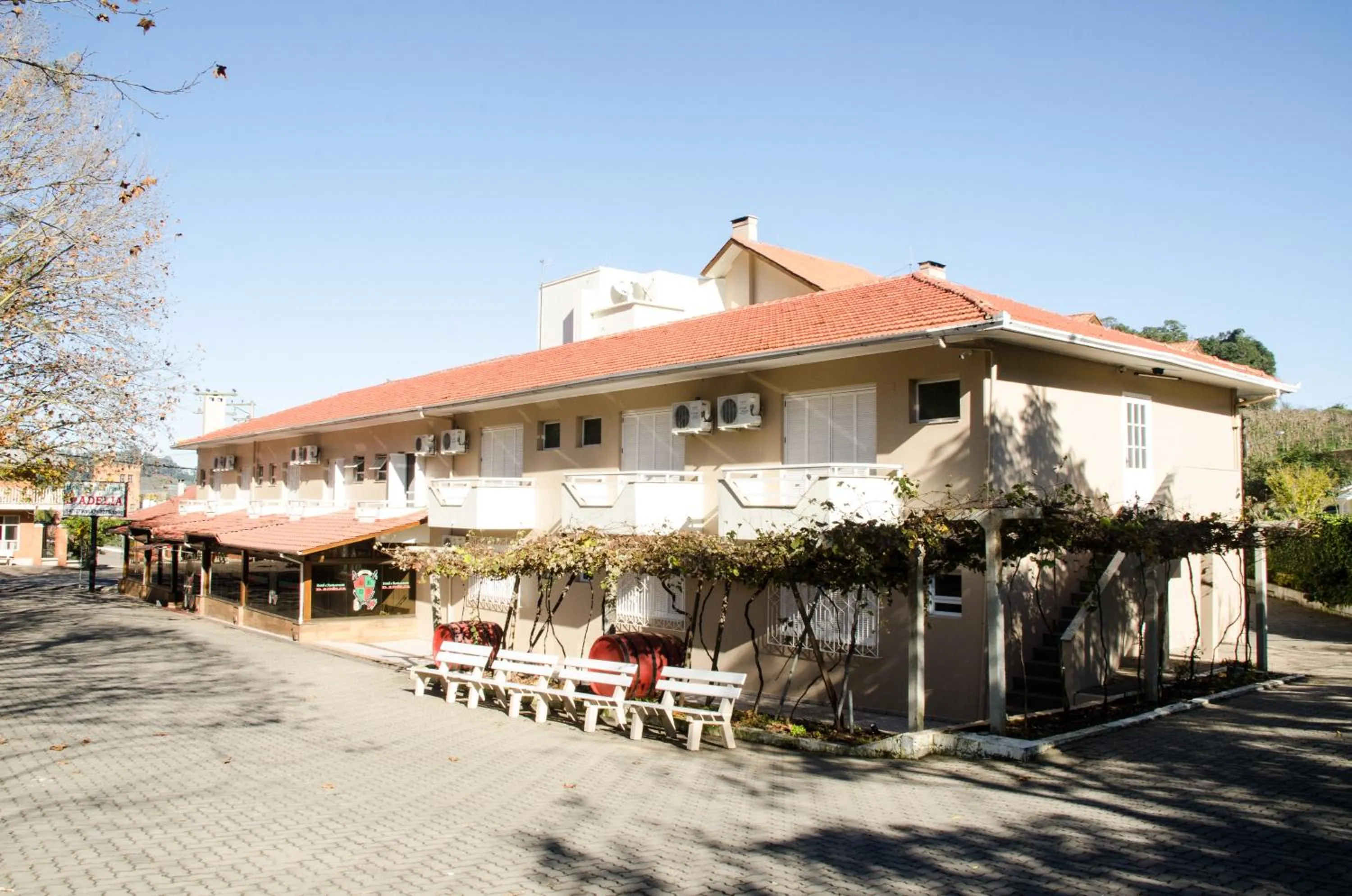 Facade/entrance in Dona Adelia Hotel e Restaurante