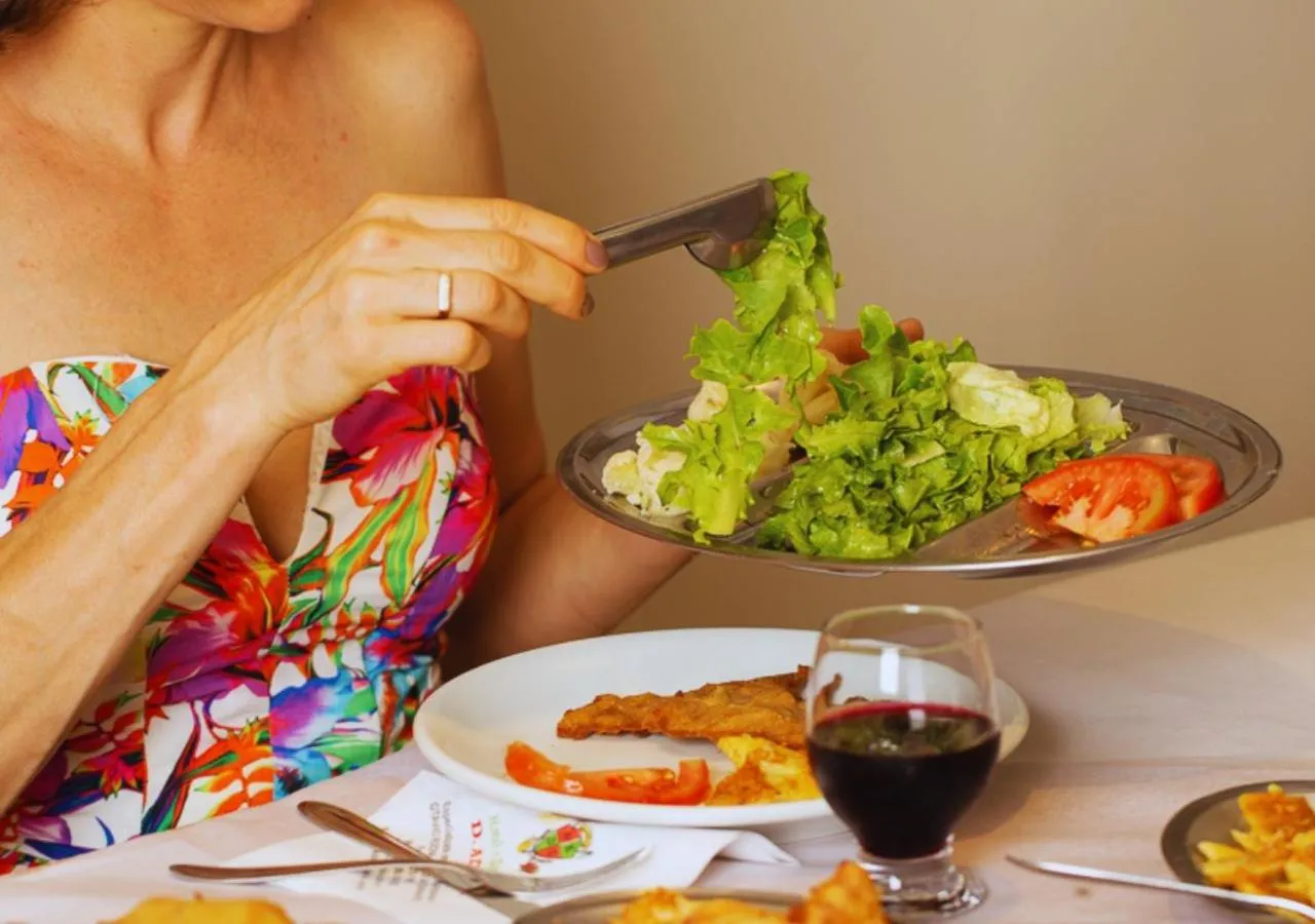 Restaurant/places to eat in Dona Adelia Hotel e Restaurante