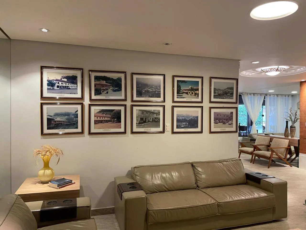 Lobby or reception in Dona Adelia Hotel e Restaurante