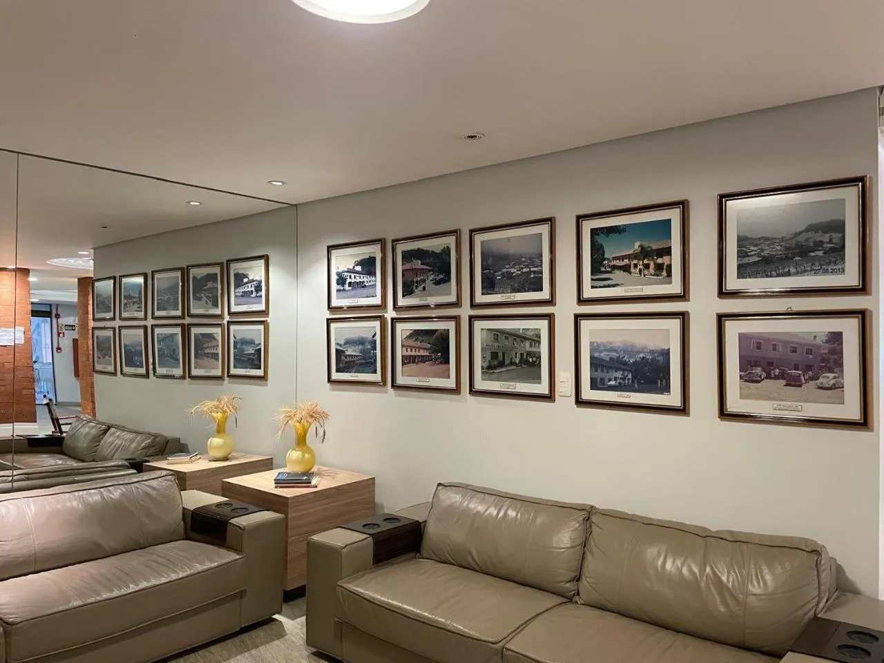 Lobby or reception in Dona Adelia Hotel e Restaurante