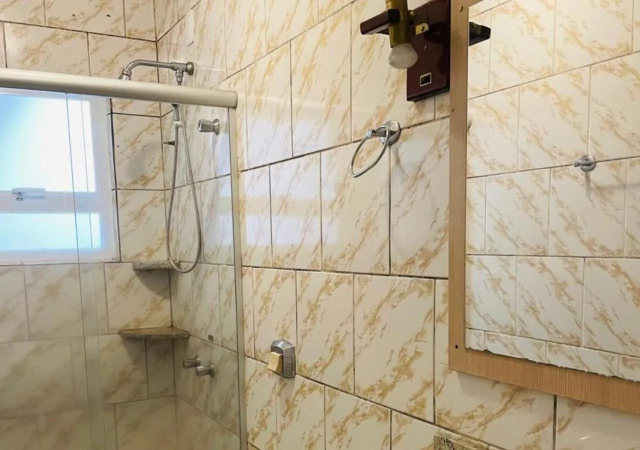 Shower in Dona Adelia Hotel e Restaurante