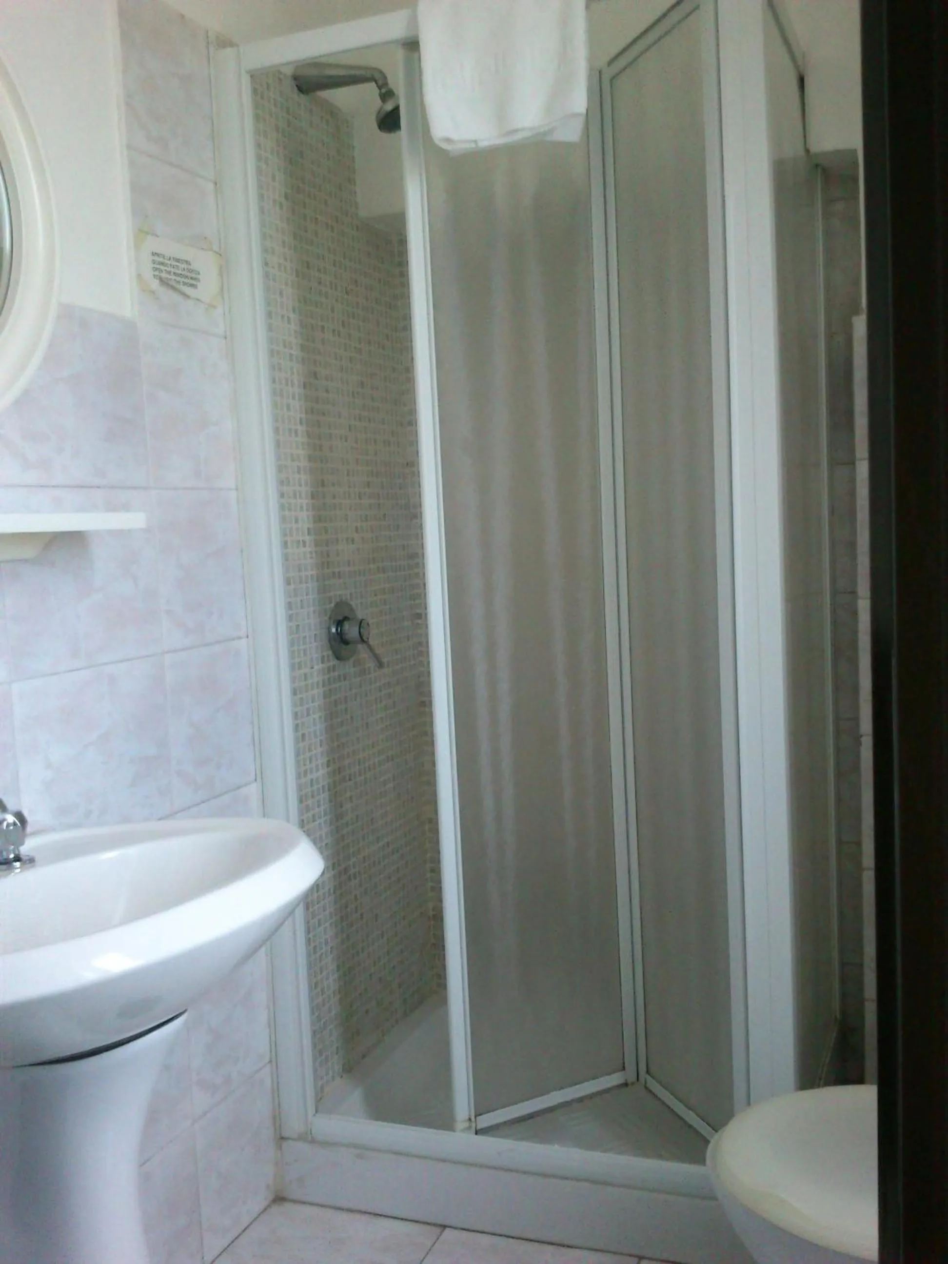 Bathroom in Hotel Dorico